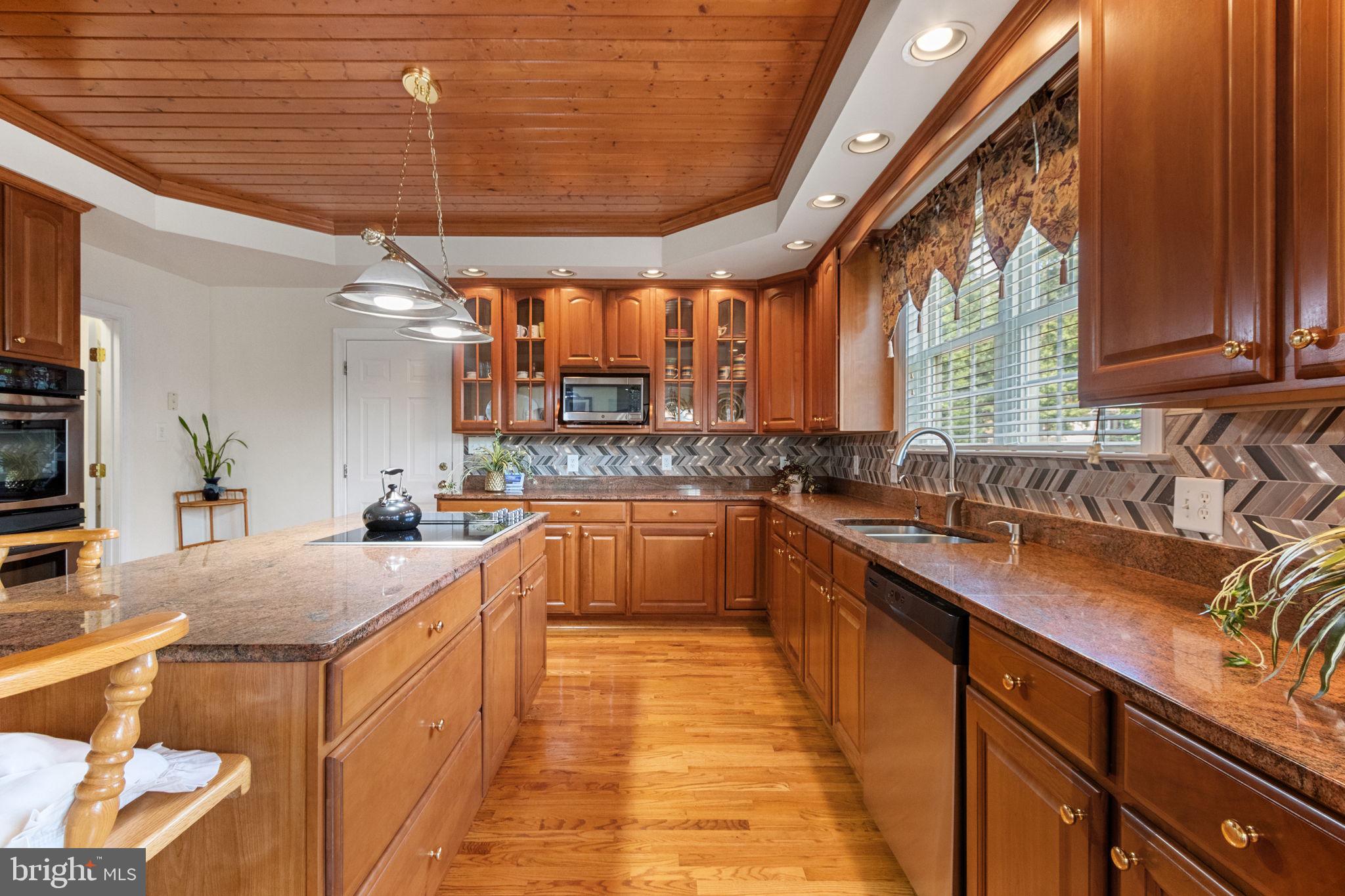11918 BOULDER COURT
