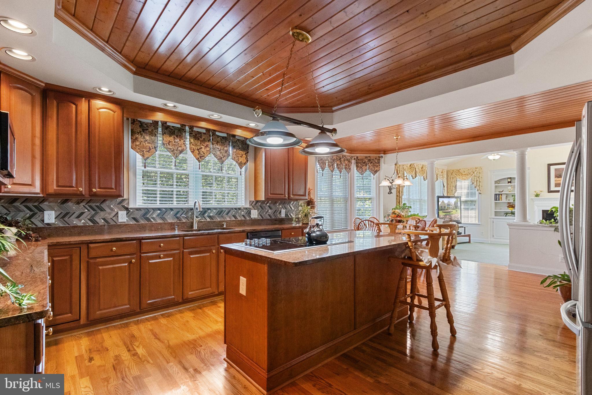 11918 BOULDER COURT