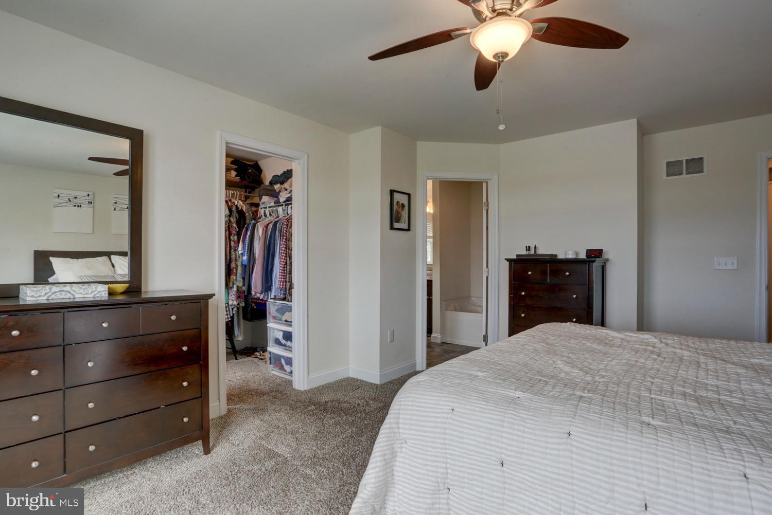 FAIRVILLE HEIGHTS - Residential