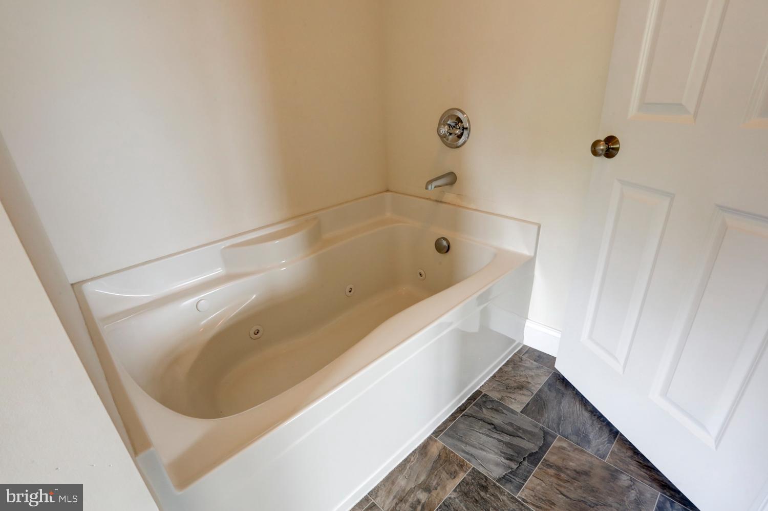 FAIRVILLE HEIGHTS - Residential