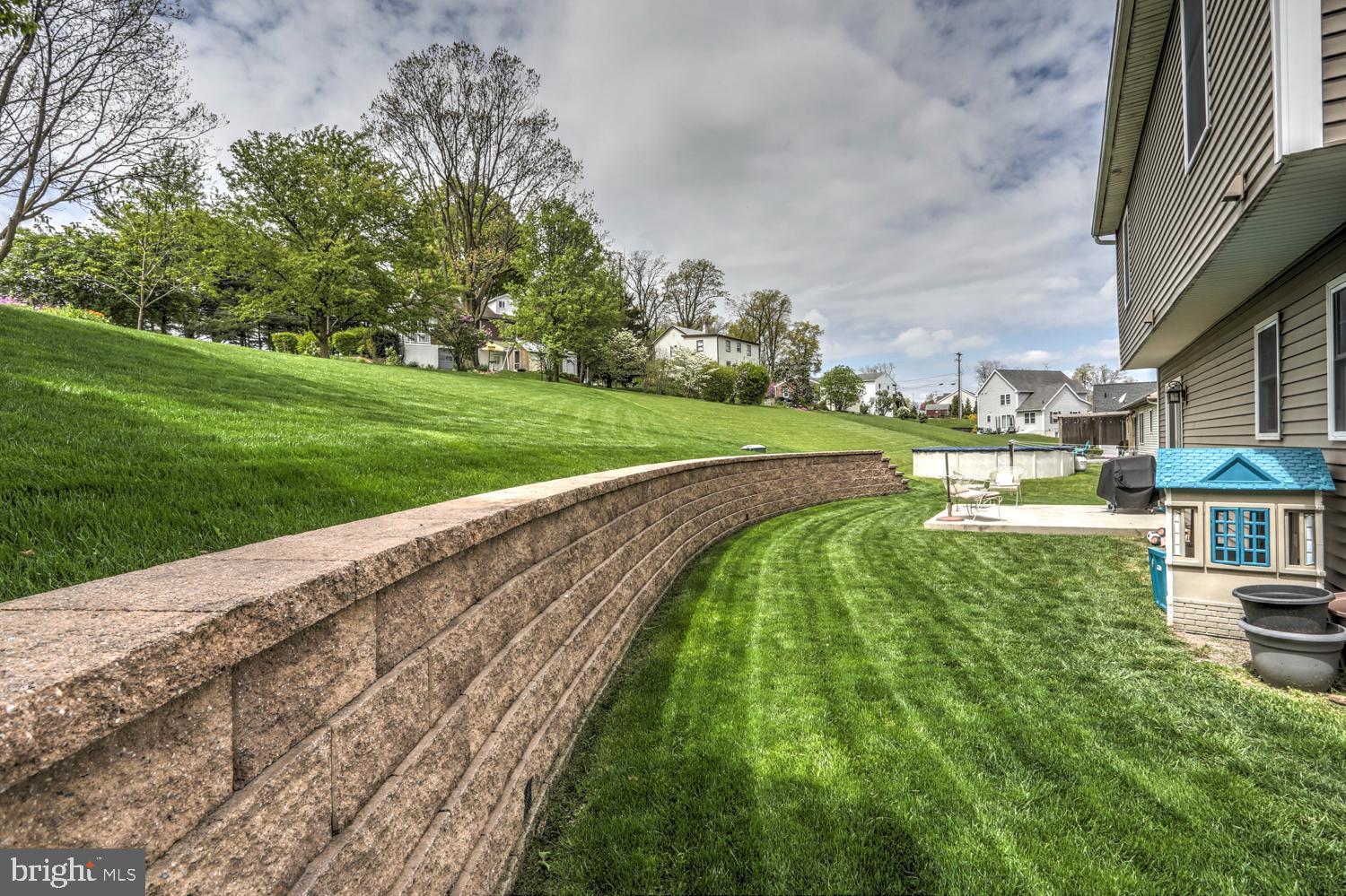 FAIRVILLE HEIGHTS - Residential