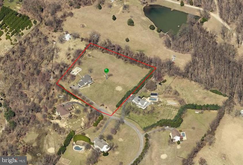 HERITAGE HEIGHTS - Residential