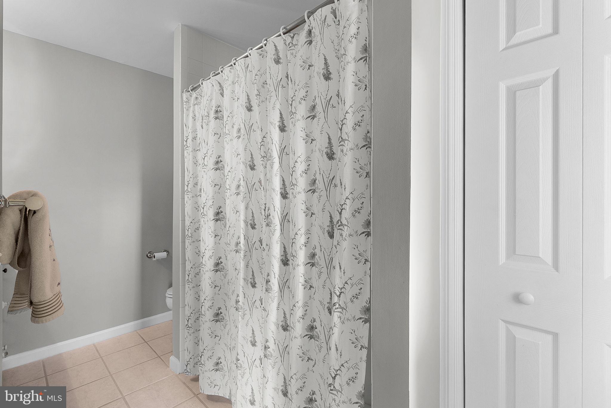 HERITAGE HEIGHTS - Residential