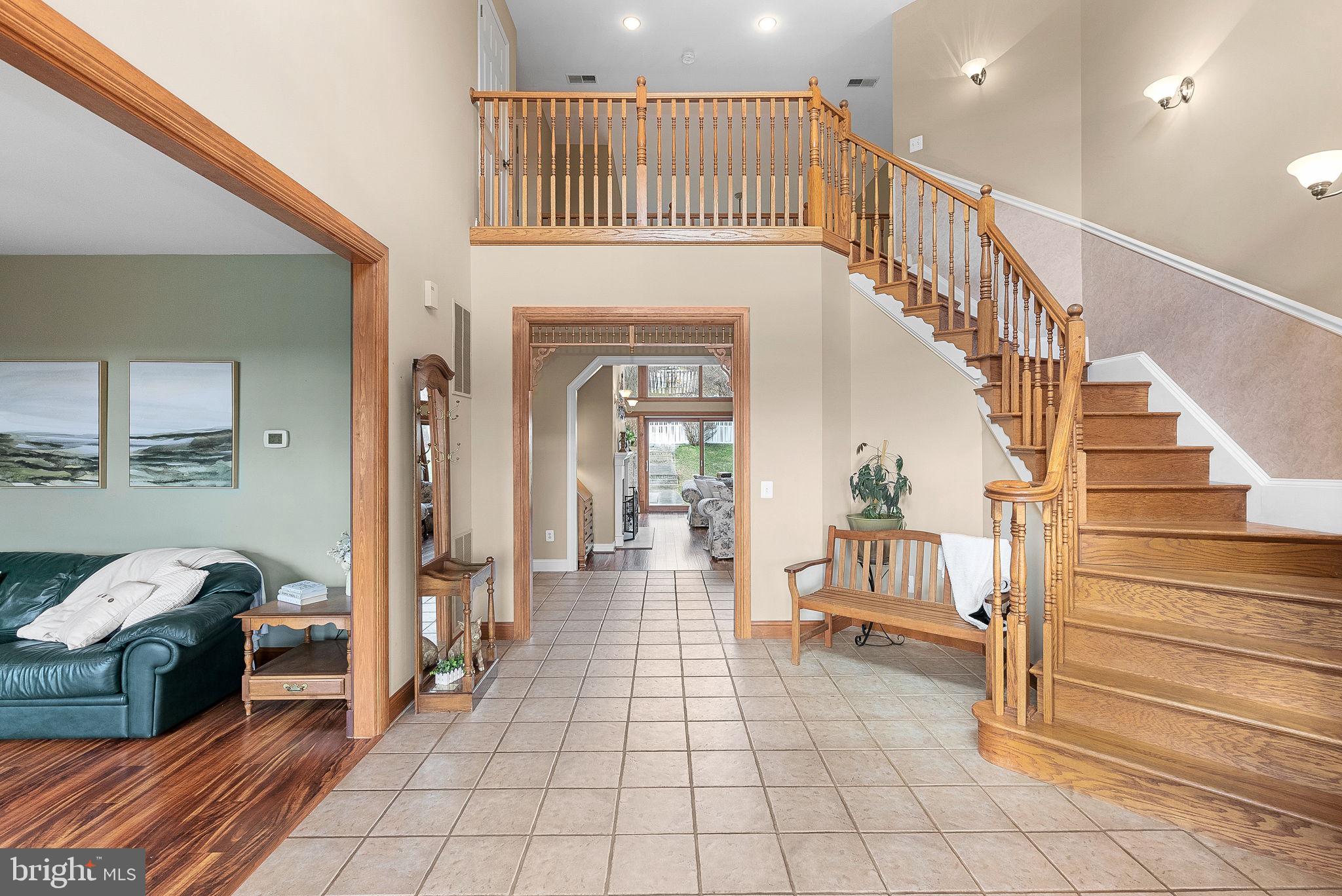 HERITAGE HEIGHTS - Residential