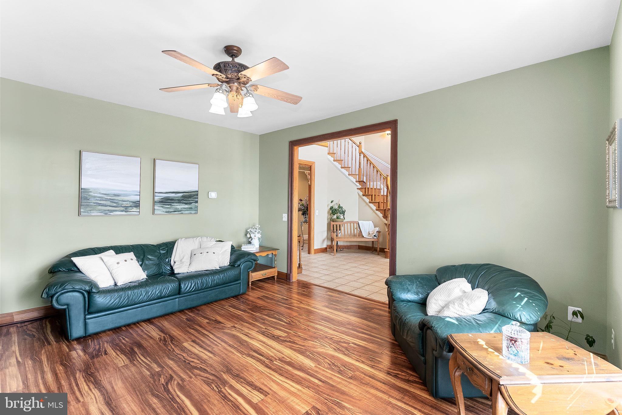 HERITAGE HEIGHTS - Residential