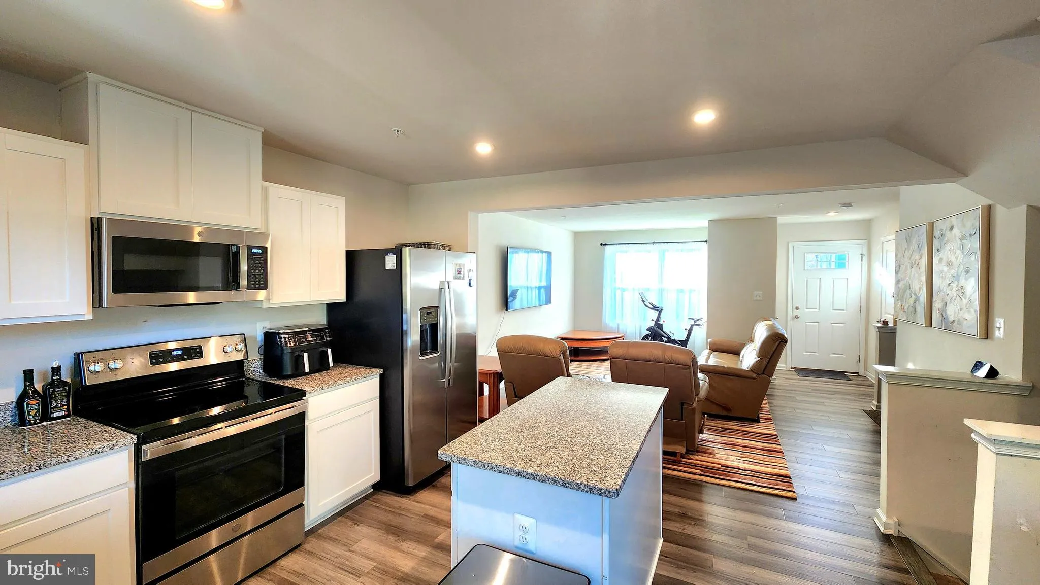 Elkton, Maryland 21921, United States, 3 Bedrooms Bedrooms, ,3 BathroomsBathrooms,Residential,Pending,26863