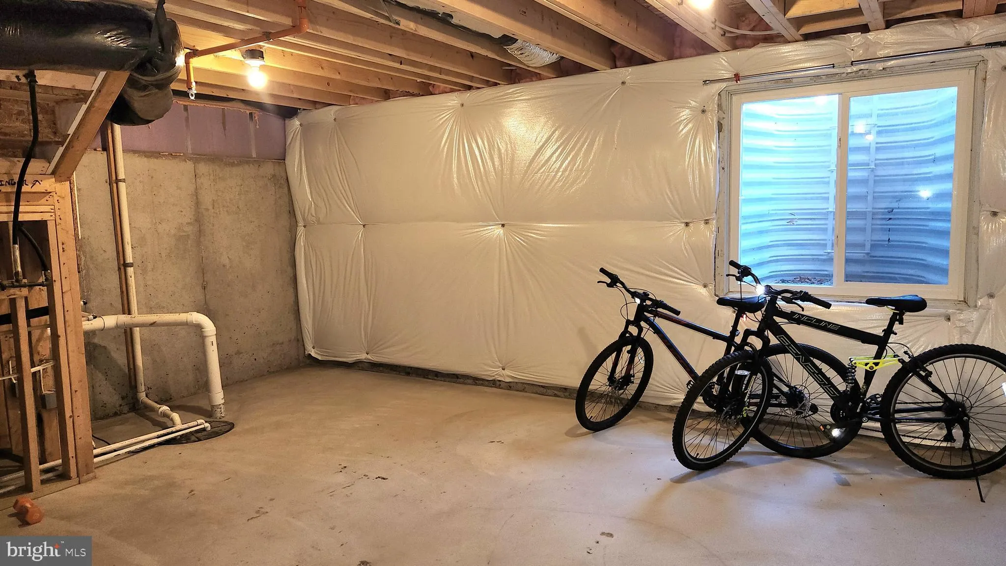 Elkton, Maryland 21921, United States, 3 Bedrooms Bedrooms, ,3 BathroomsBathrooms,Residential,Pending,26863