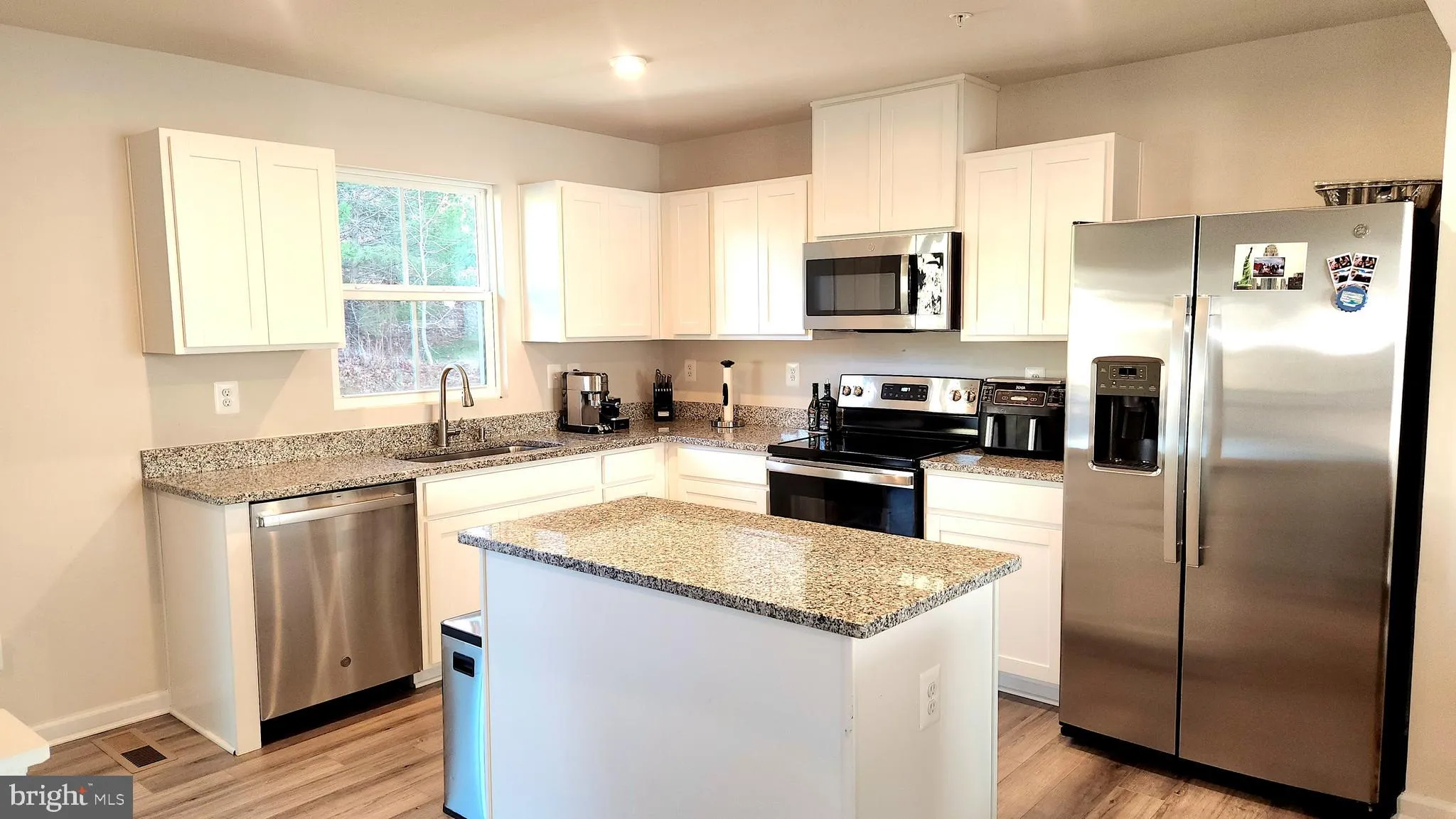 Elkton, Maryland 21921, United States, 3 Bedrooms Bedrooms, ,3 BathroomsBathrooms,Residential,Pending,26863