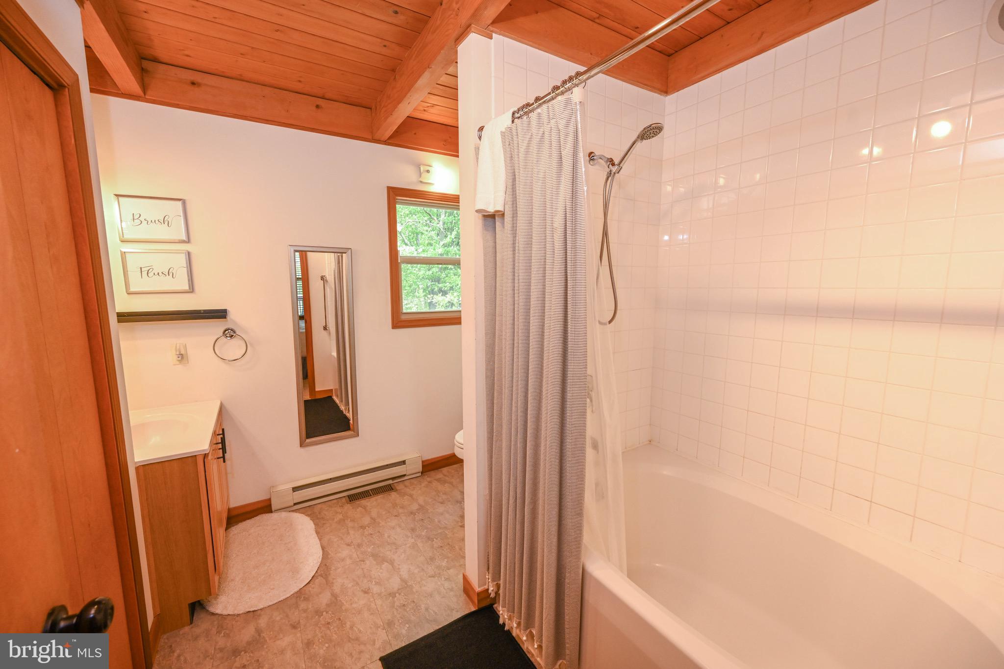 VALLEY VIEW - Residential