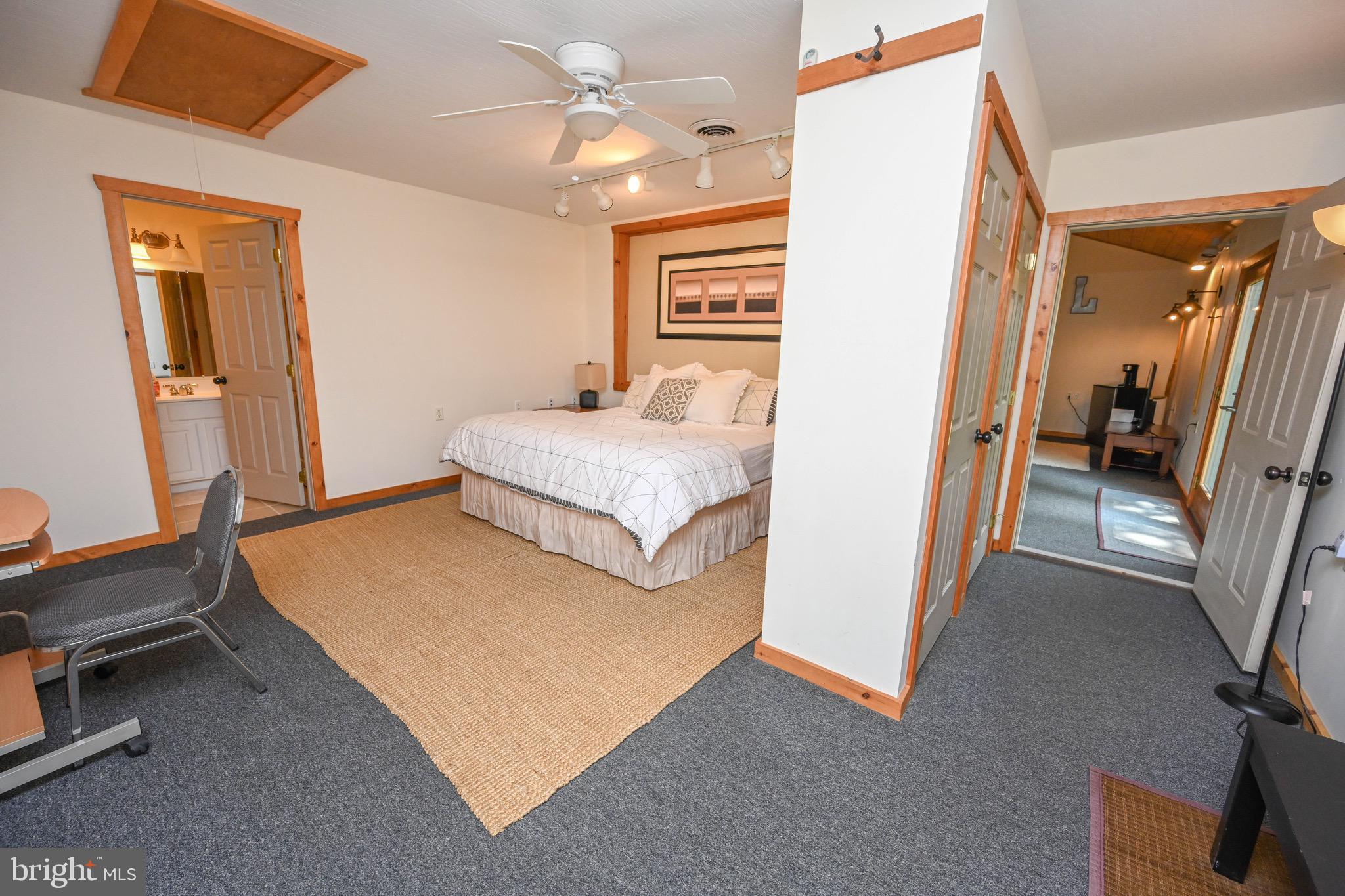 VALLEY VIEW - Residential