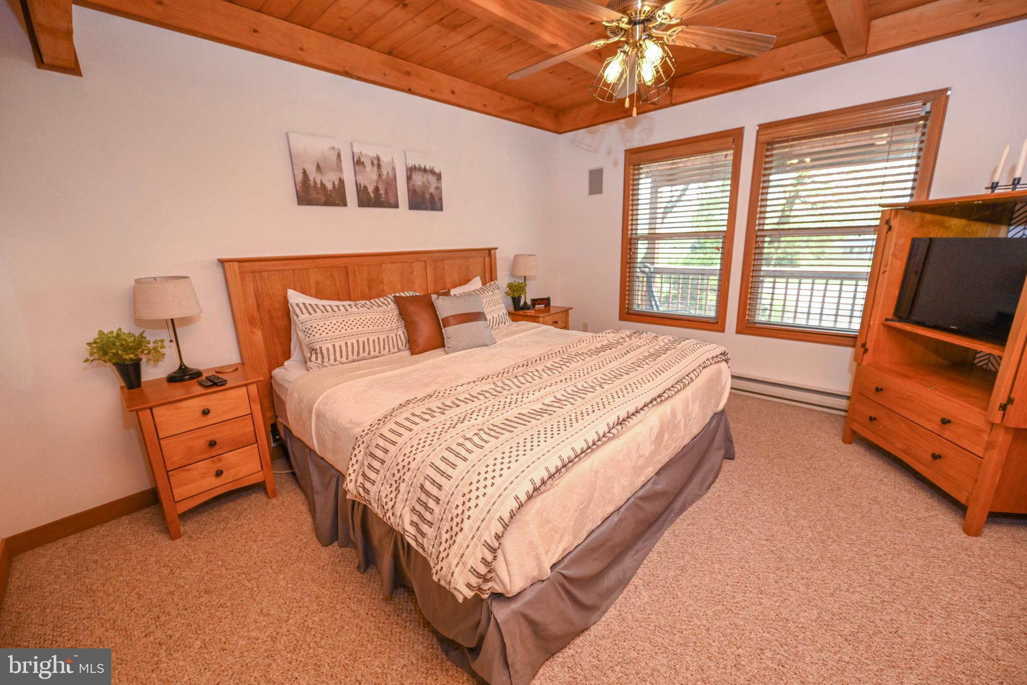 VALLEY VIEW - Residential