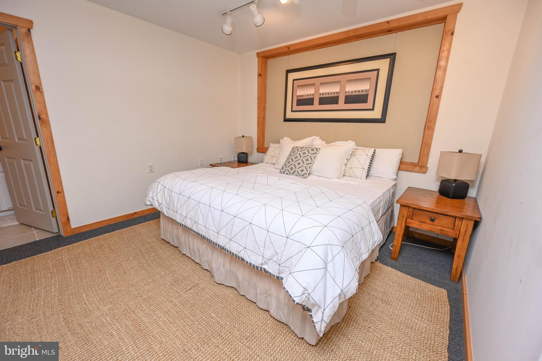 VALLEY VIEW - Residential