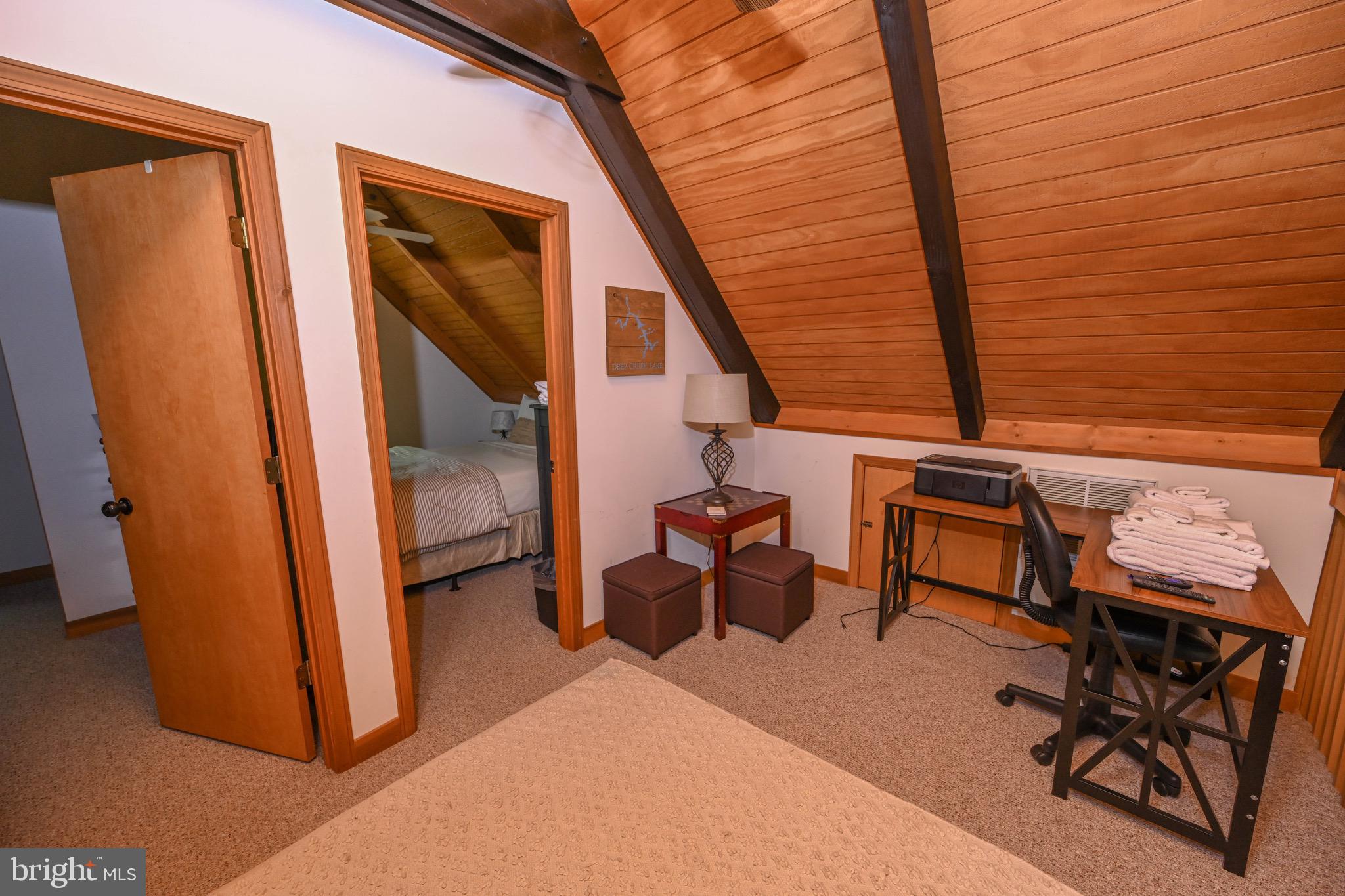 VALLEY VIEW - Residential