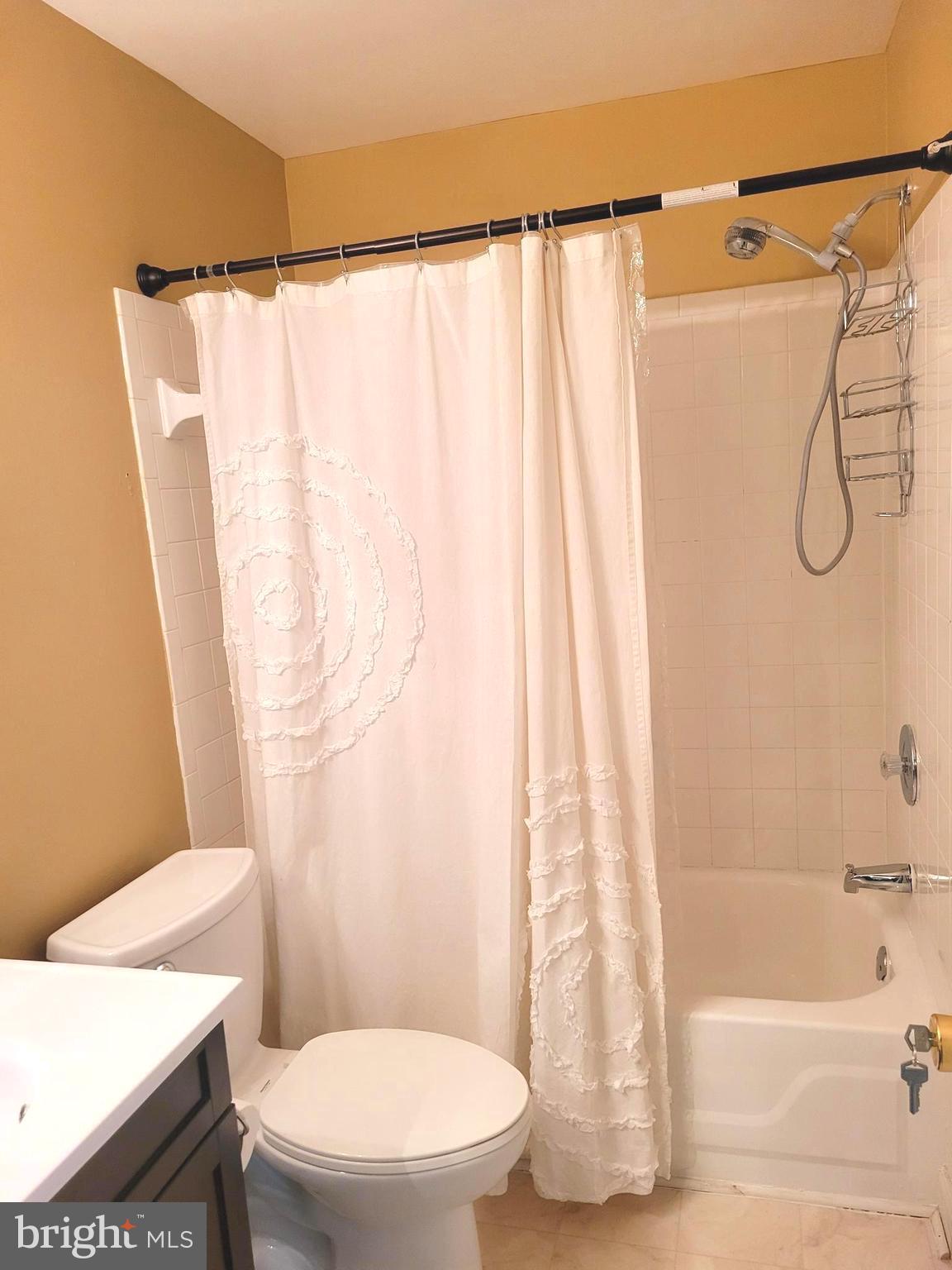 LAKE VILLAGE MANOR - Residential