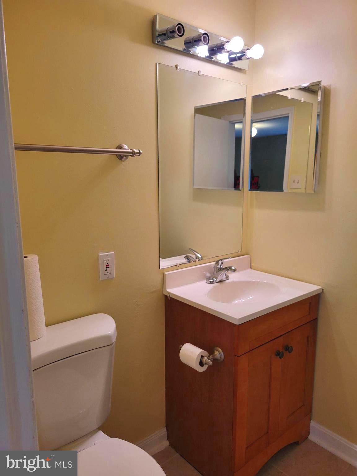 LAKE VILLAGE MANOR - Residential