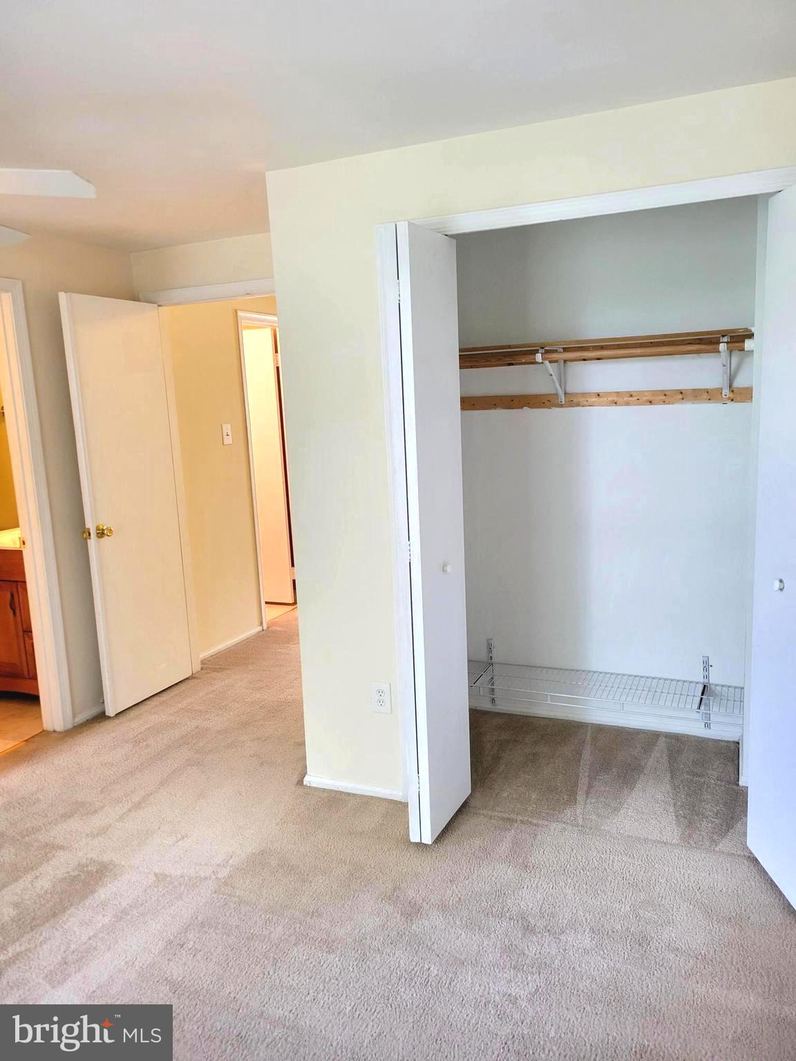 LAKE VILLAGE MANOR - Residential