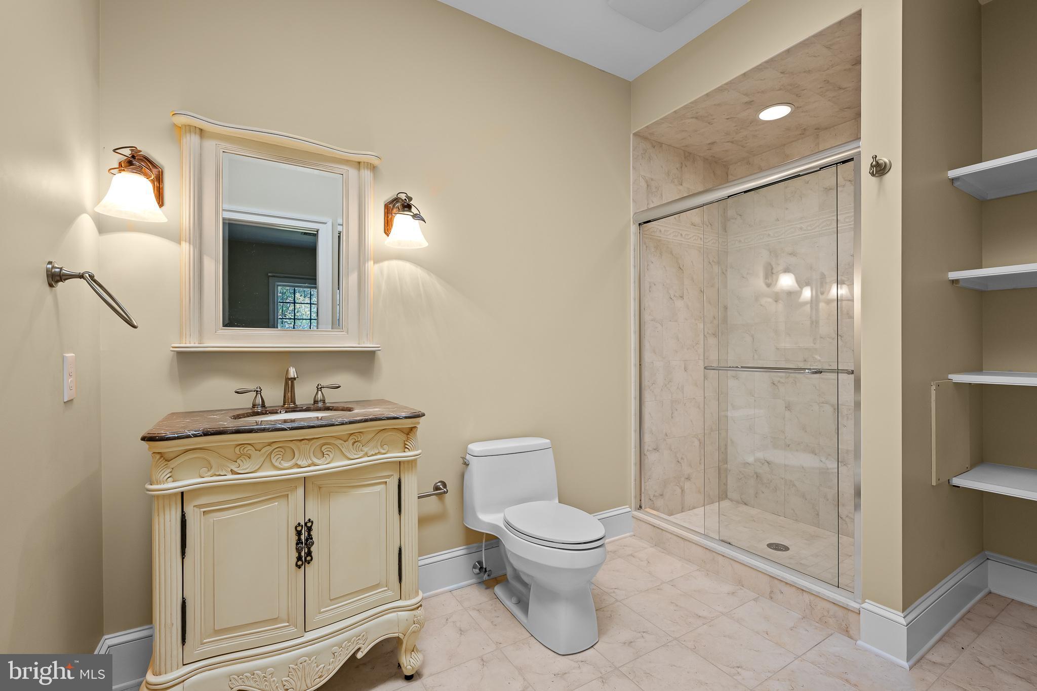 OWLS NEST - Residential