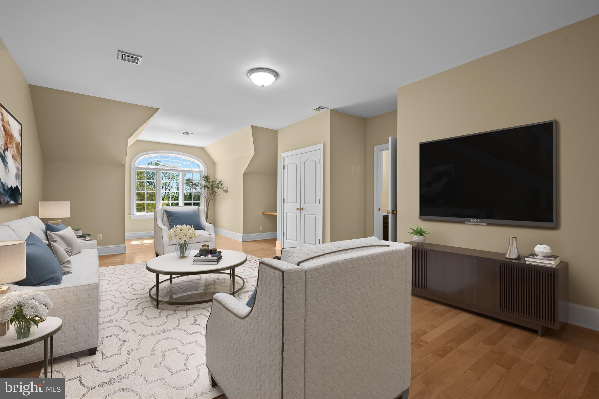 OWLS NEST - Residential