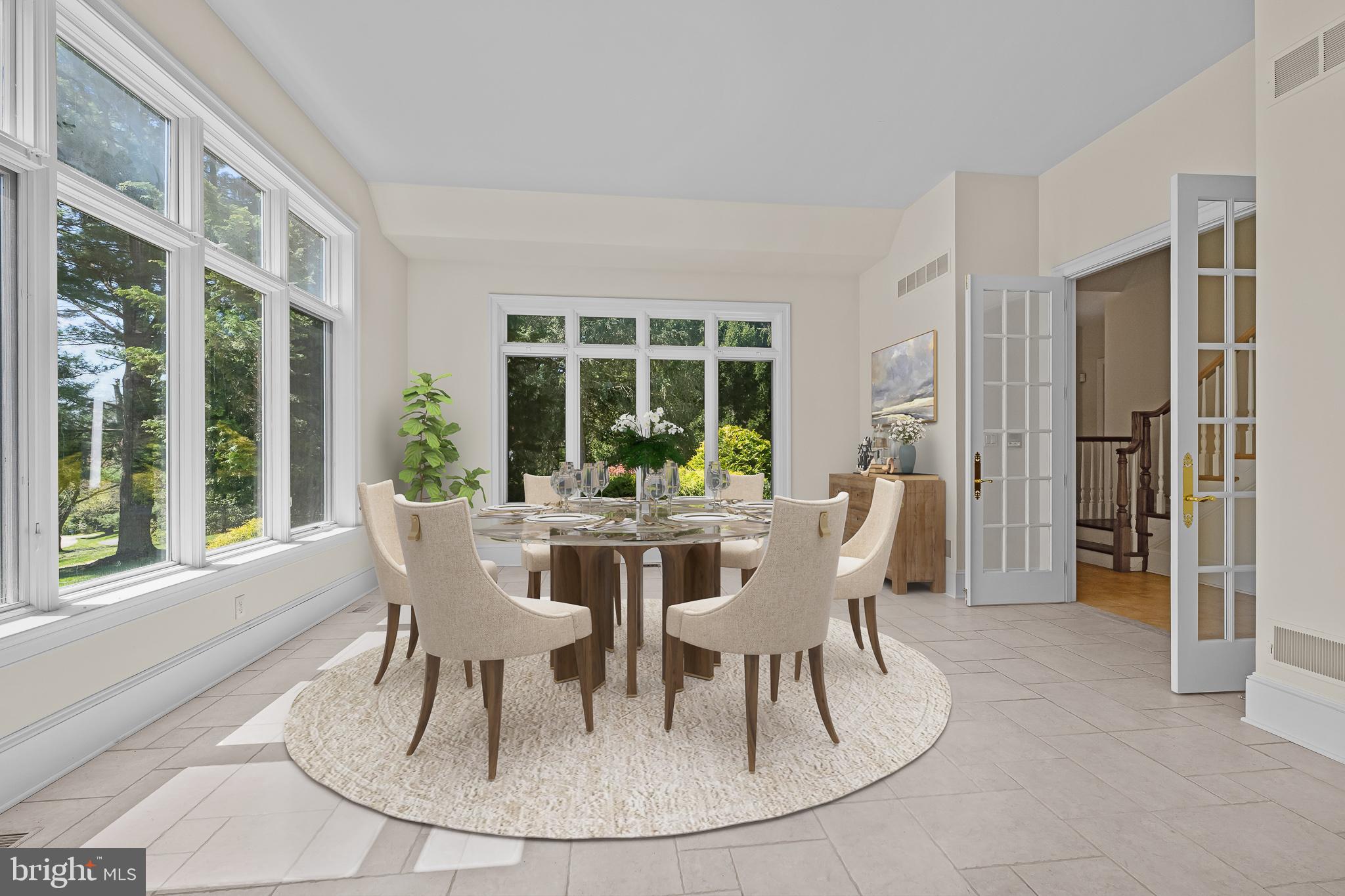 OWLS NEST - Residential