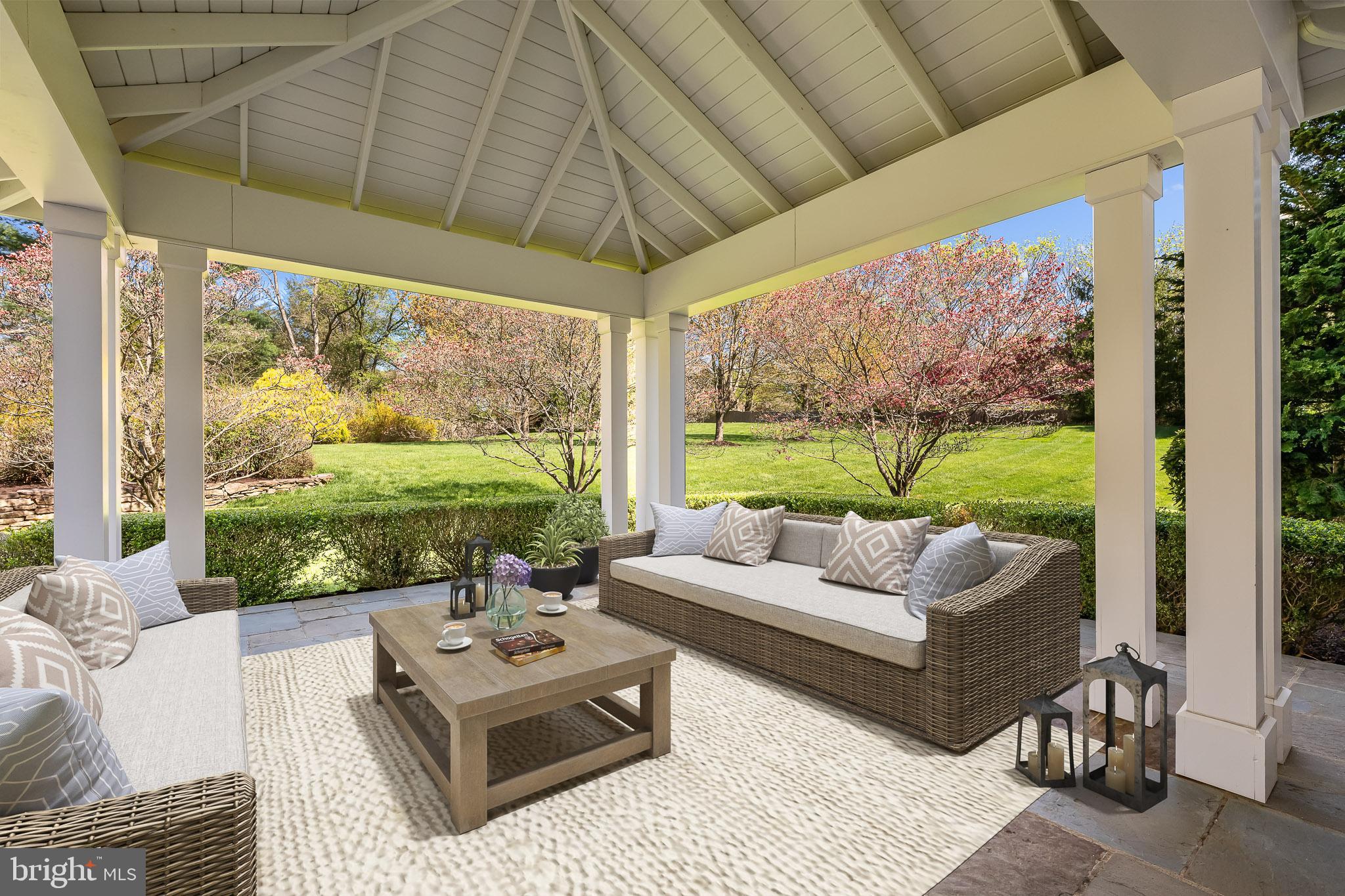 OWLS NEST - Residential