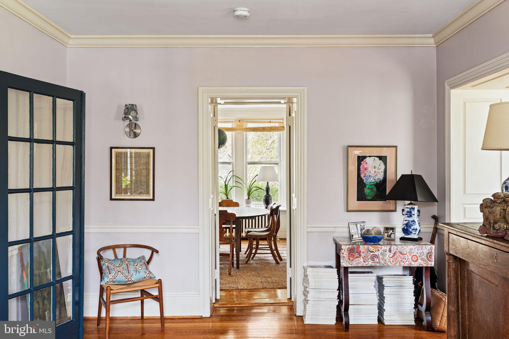 CHESTNUT HILL - Residential