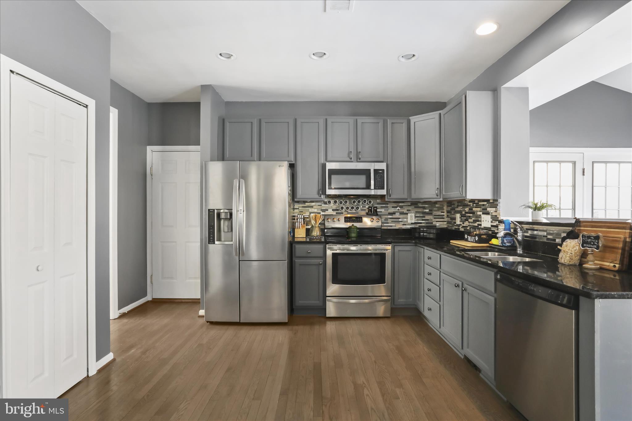 MADDEX FARM - Residential