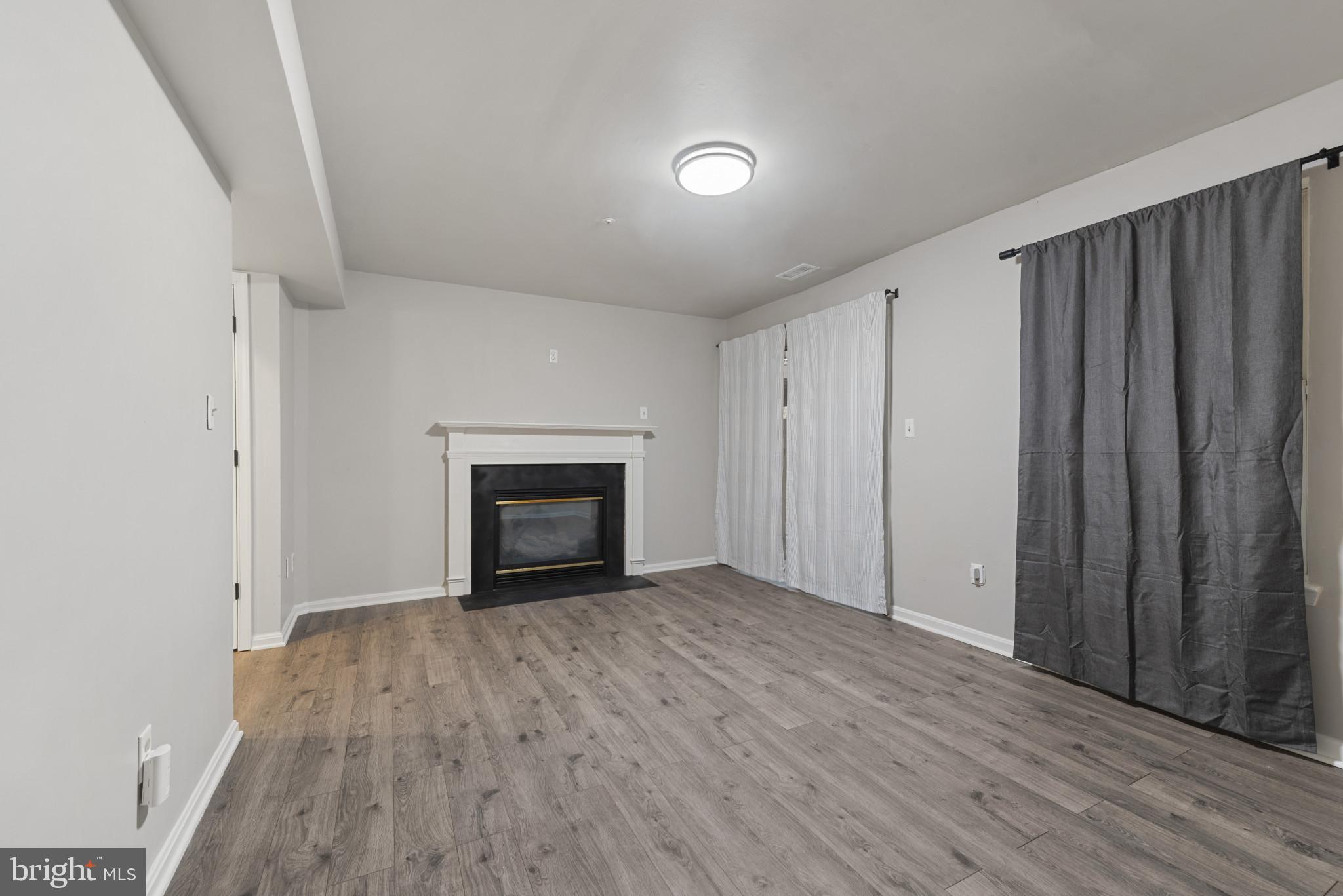 STARWOOD - Residential Lease