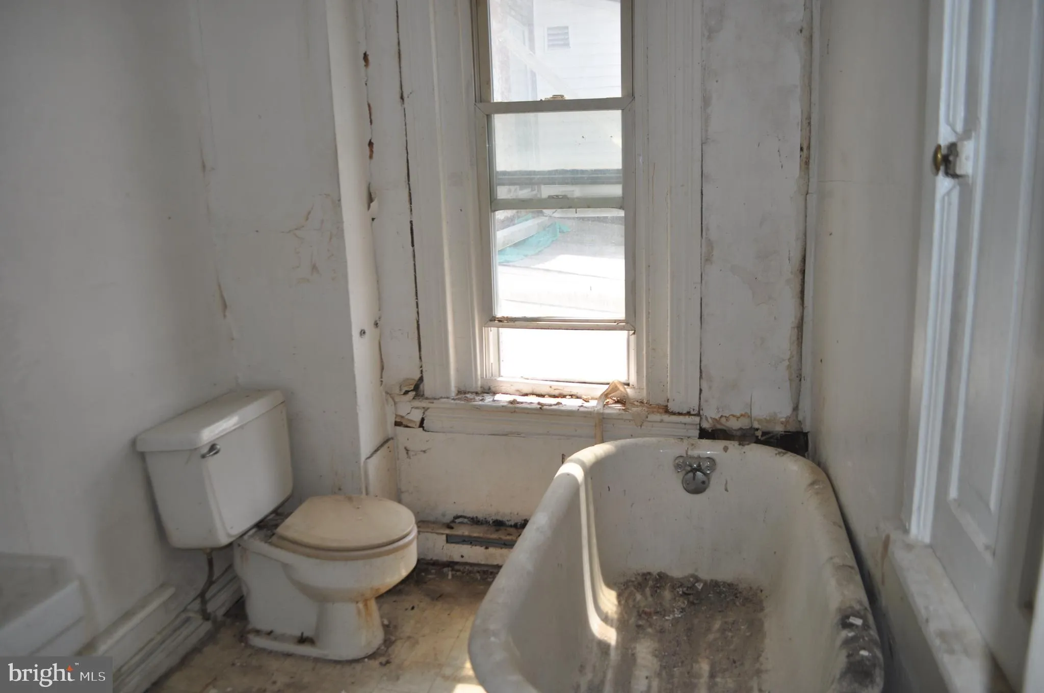 Pottsville, Pennsylvania 17901, United States, 4 Bedrooms Bedrooms, ,Residential,Active,172509