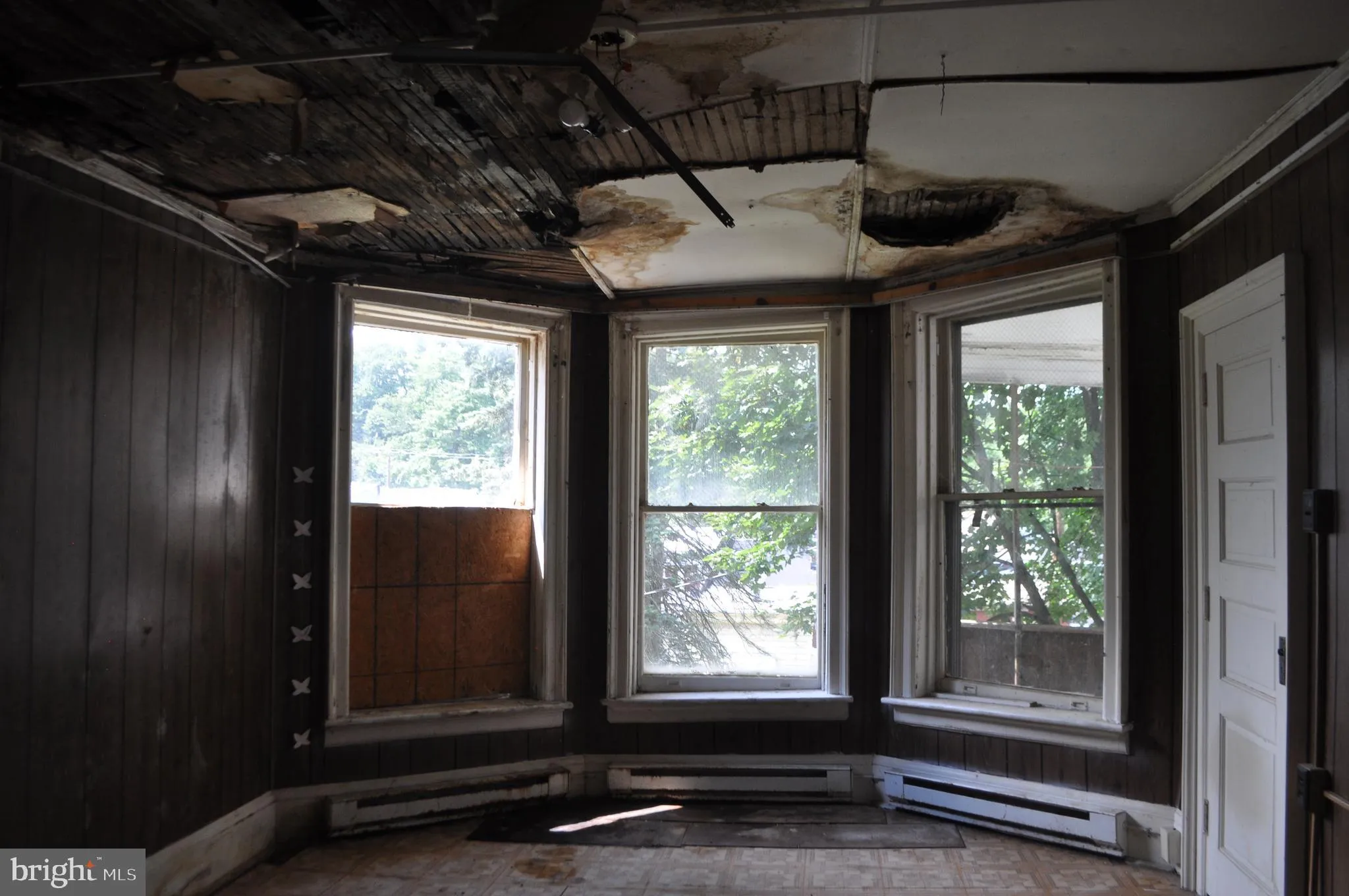 Pottsville, Pennsylvania 17901, United States, 4 Bedrooms Bedrooms, ,Residential,Active,172509