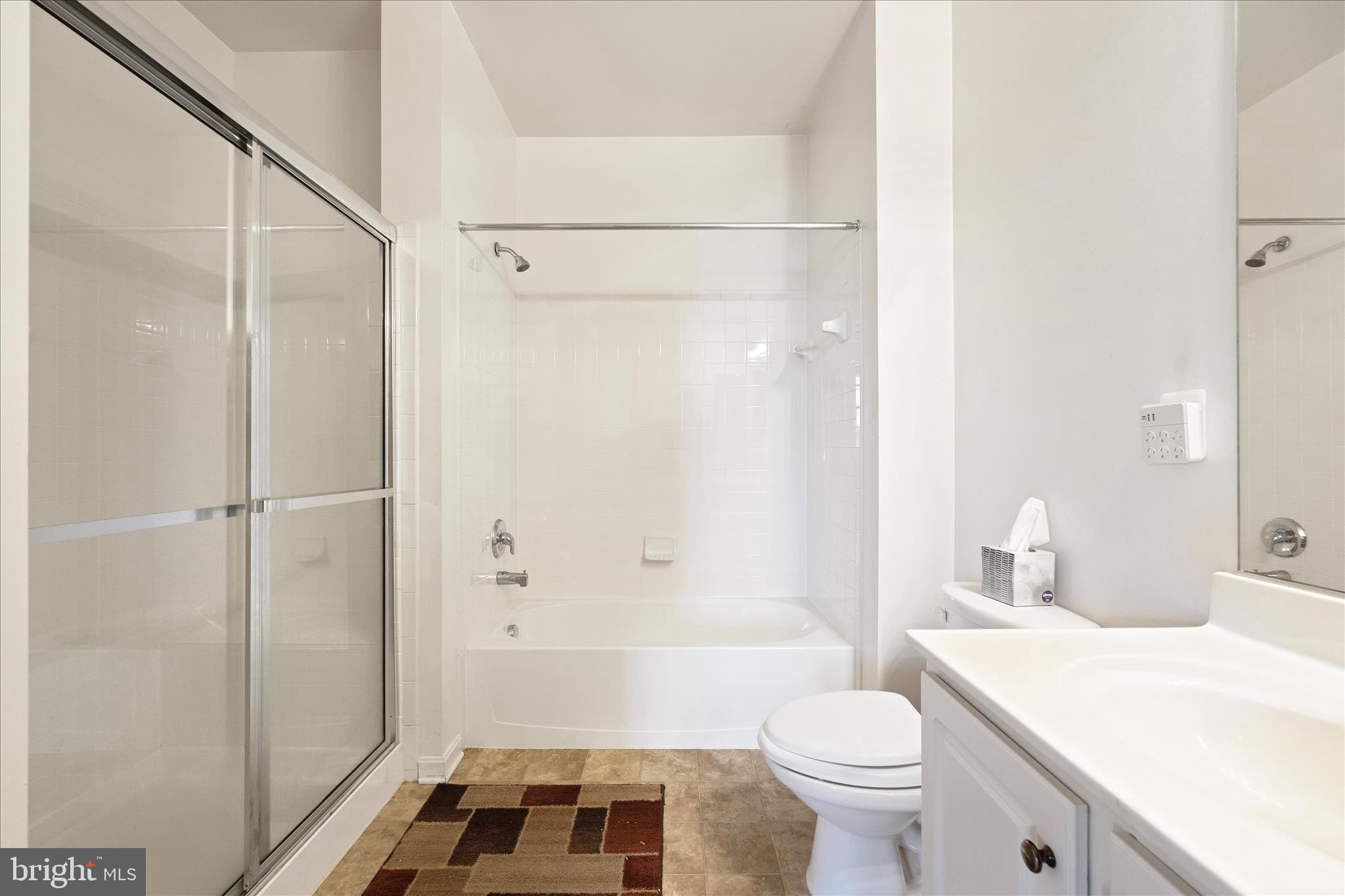 CAMERON GROVE - Residential