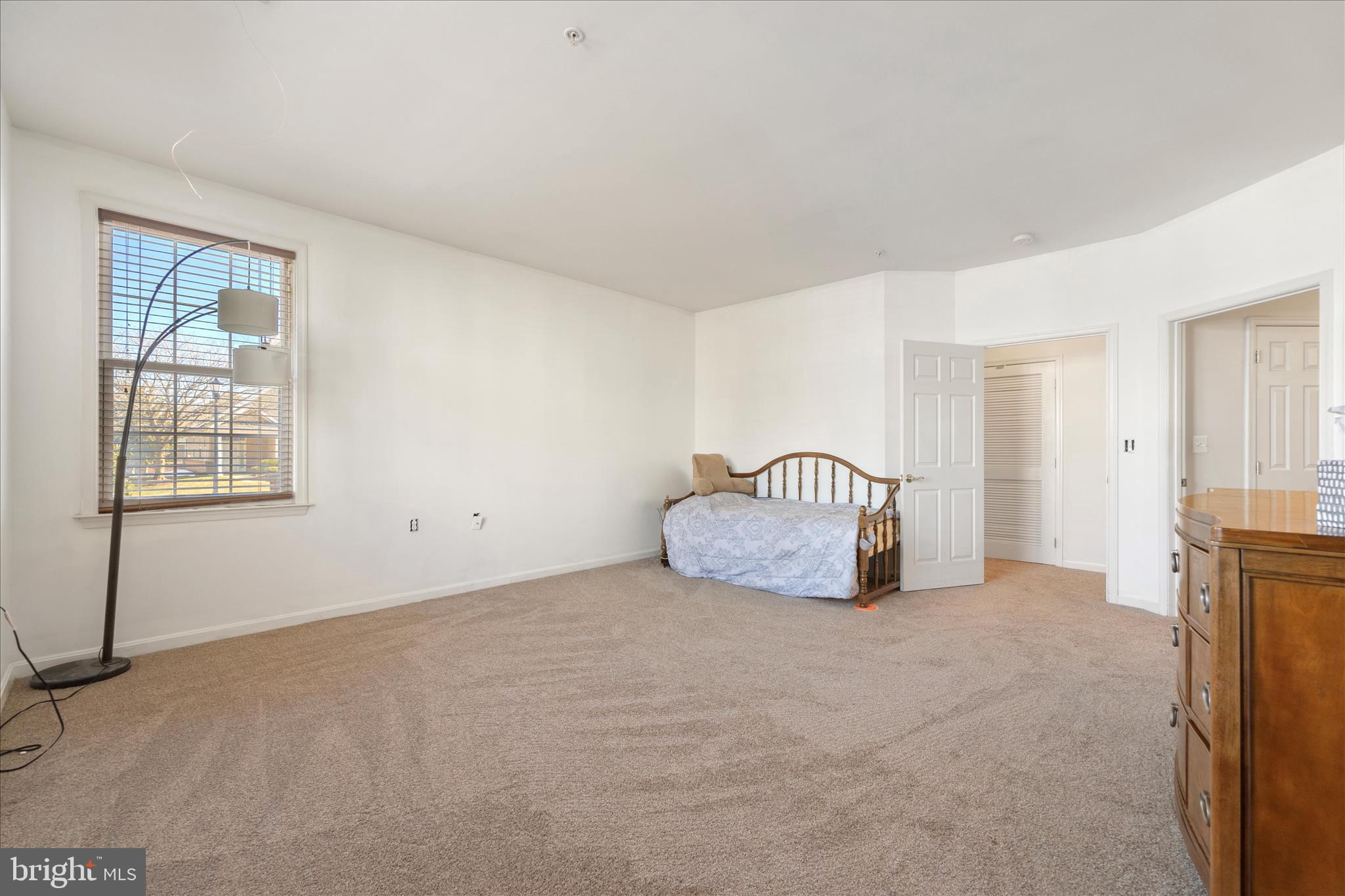 CAMERON GROVE - Residential