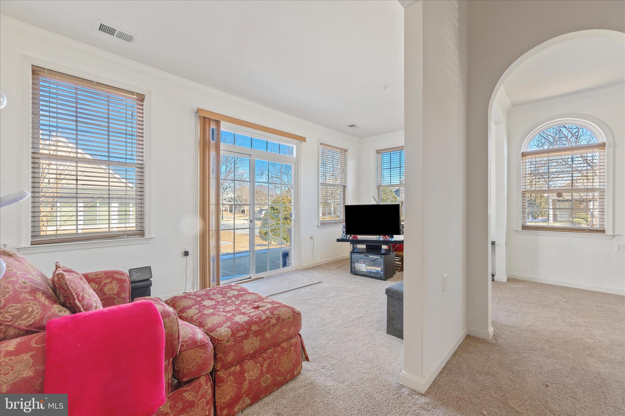 CAMERON GROVE - Residential