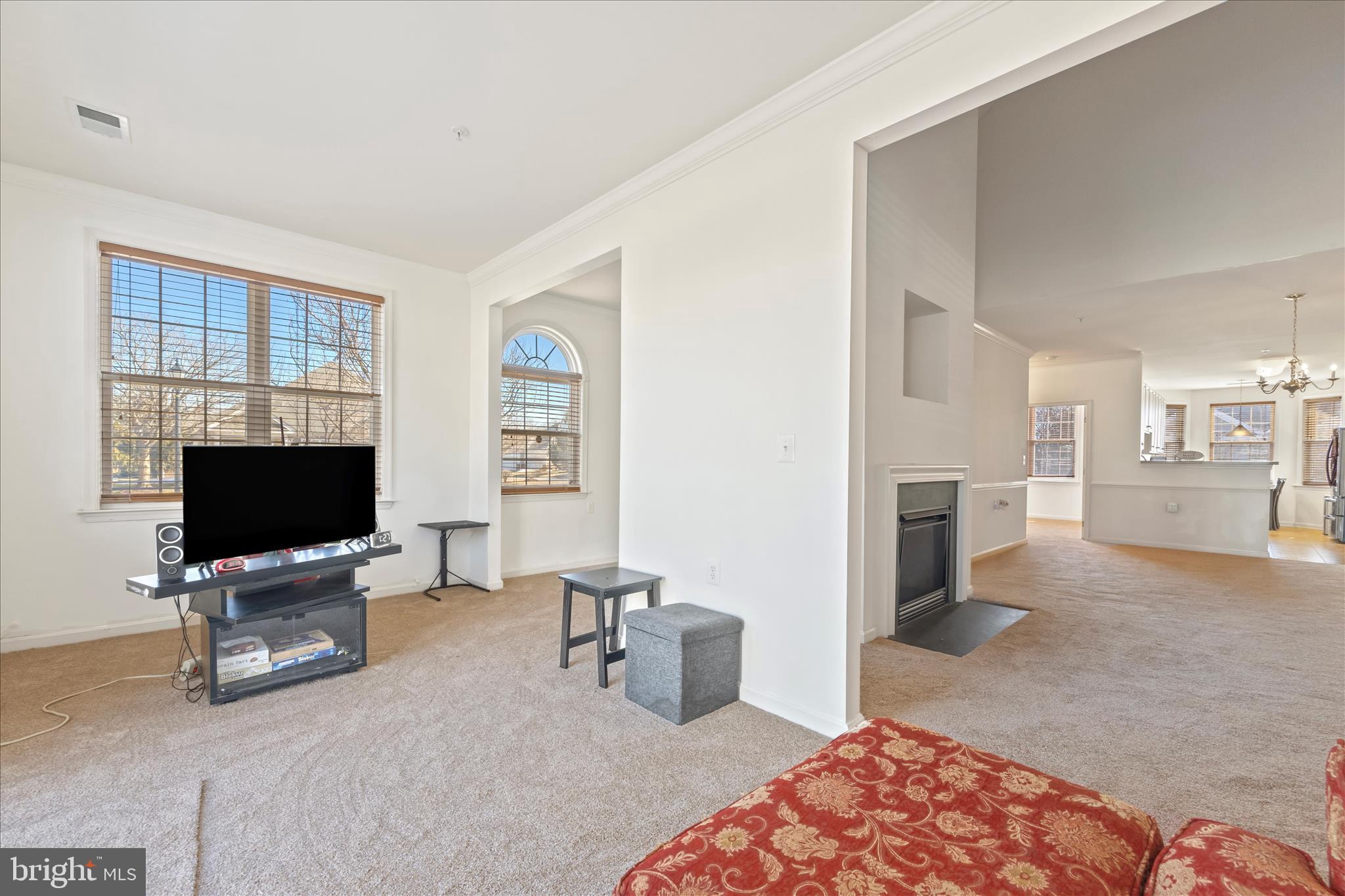 CAMERON GROVE - Residential