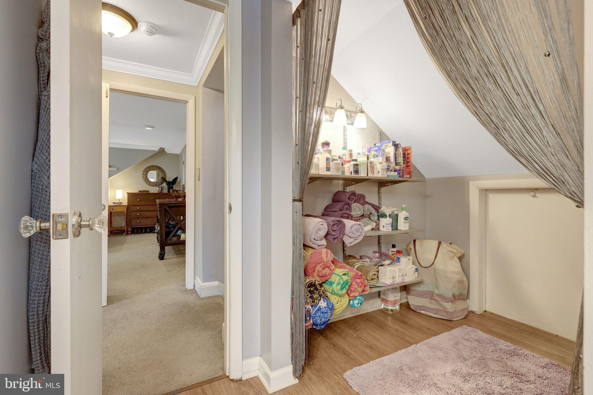 KENT GARDENS - Residential