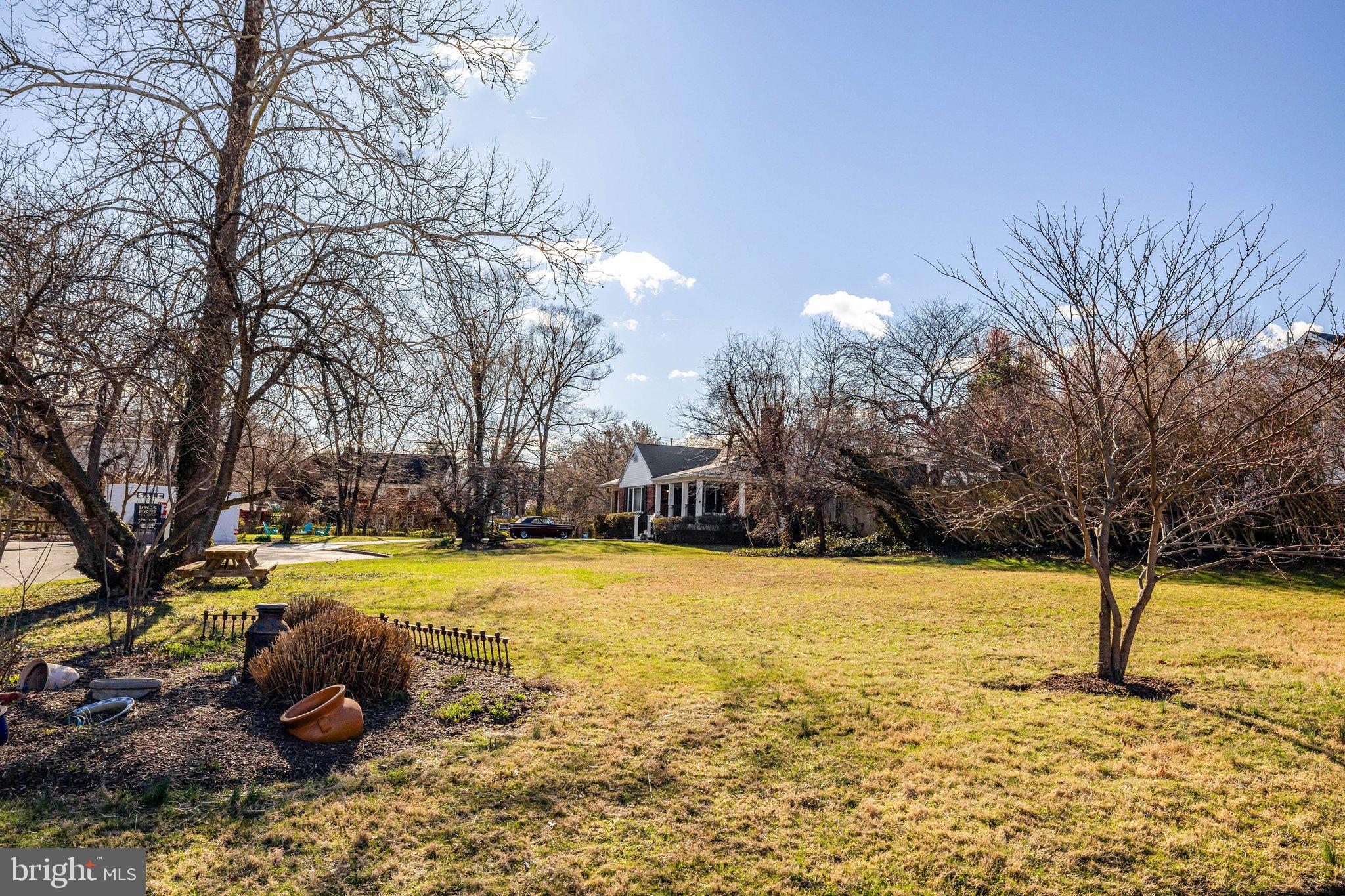 KENT GARDENS - Residential