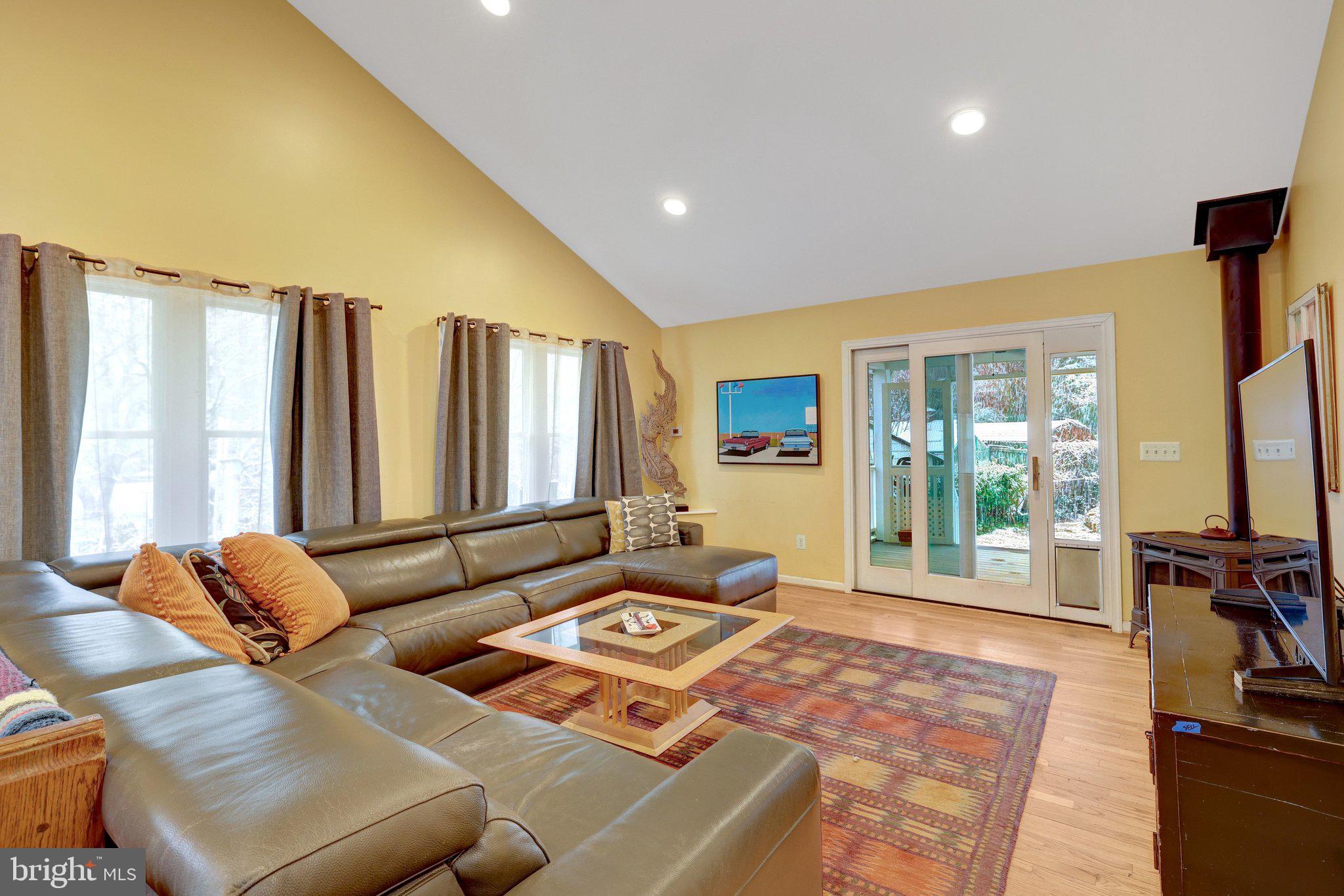 KENT GARDENS - Residential