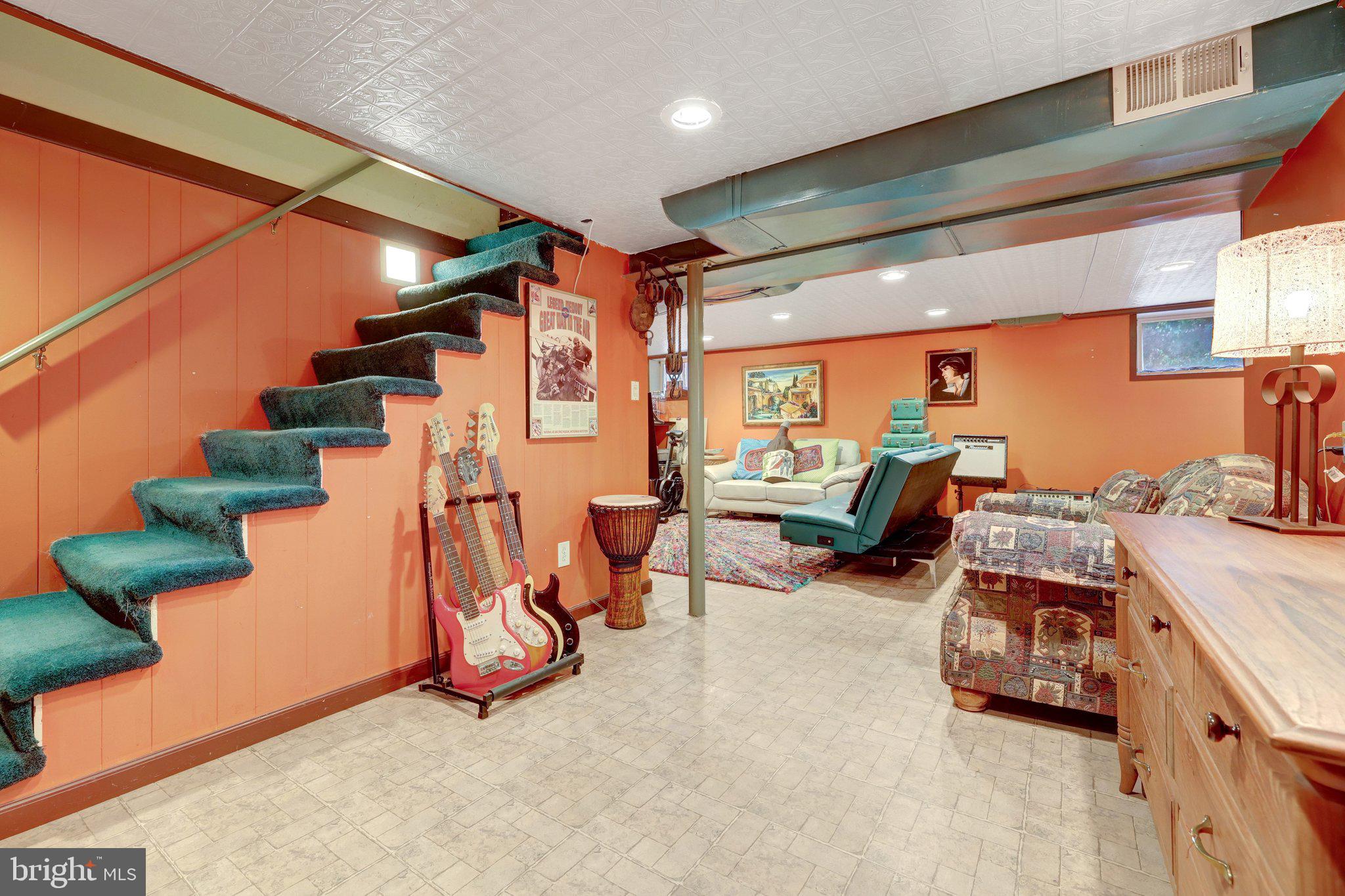 KENT GARDENS - Residential