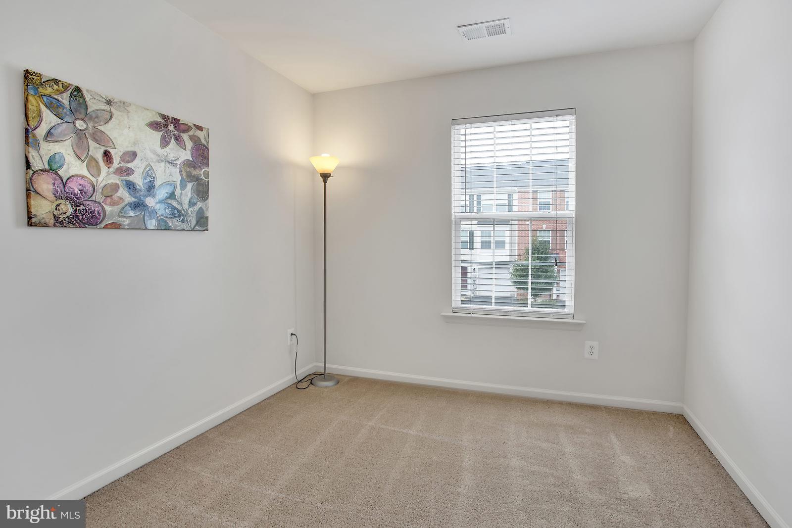 LAKELAND PLACE - Residential