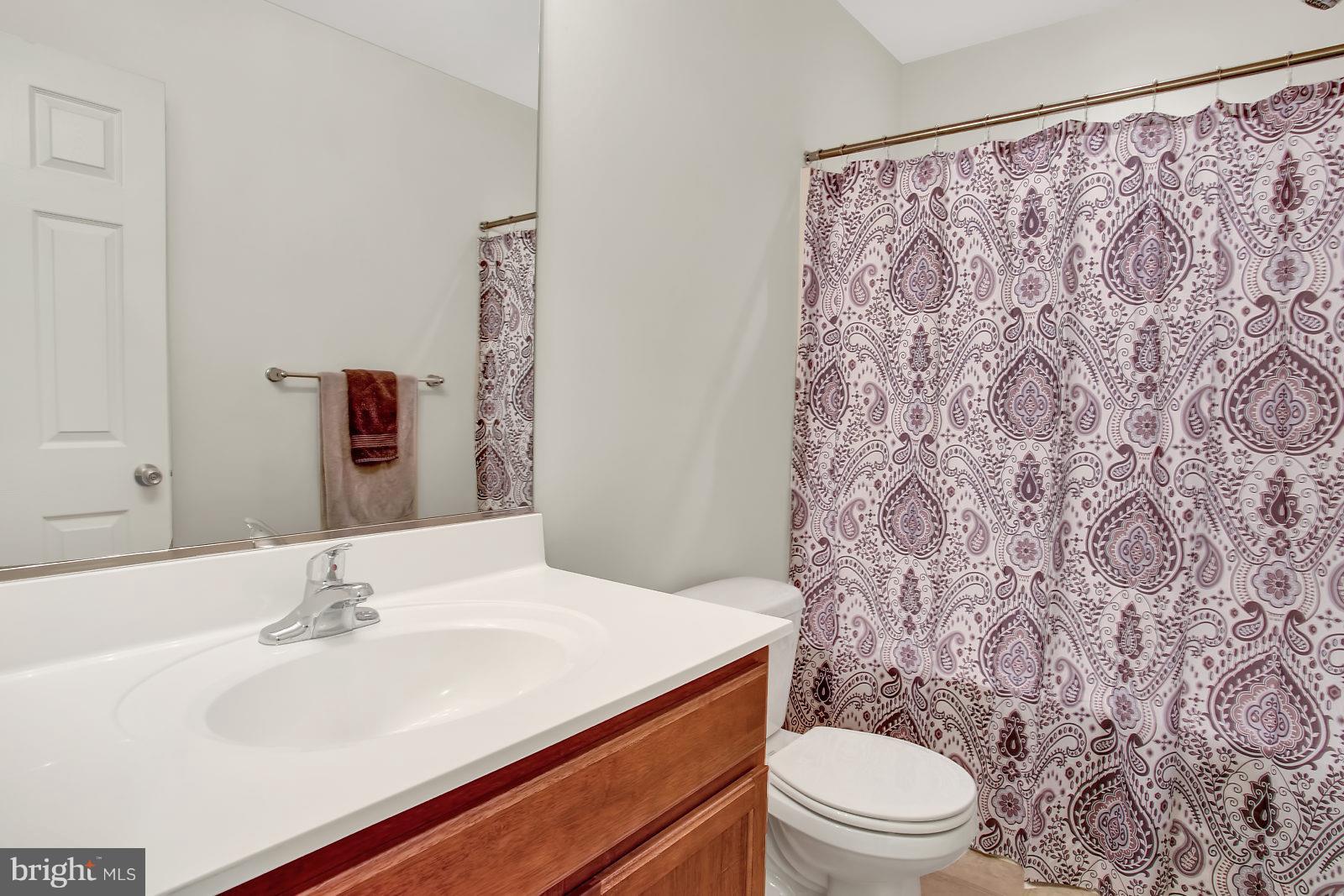 LAKELAND PLACE - Residential