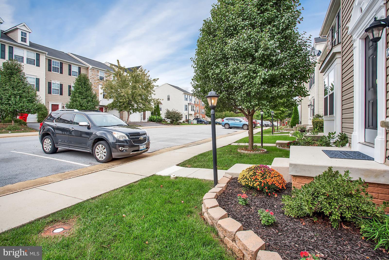 LAKELAND PLACE - Residential