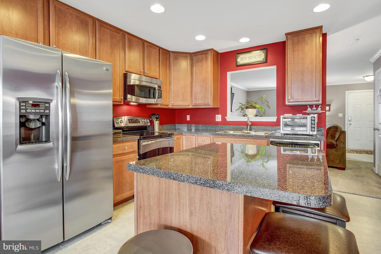 LAKELAND PLACE - Residential