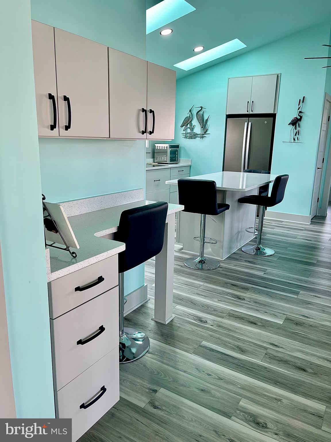 COLONIAL EAST MHP - Residential