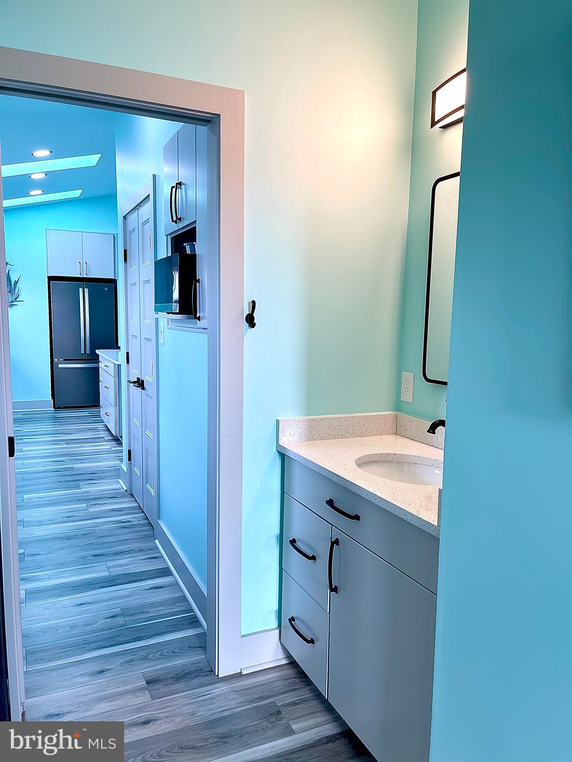 COLONIAL EAST MHP - Residential