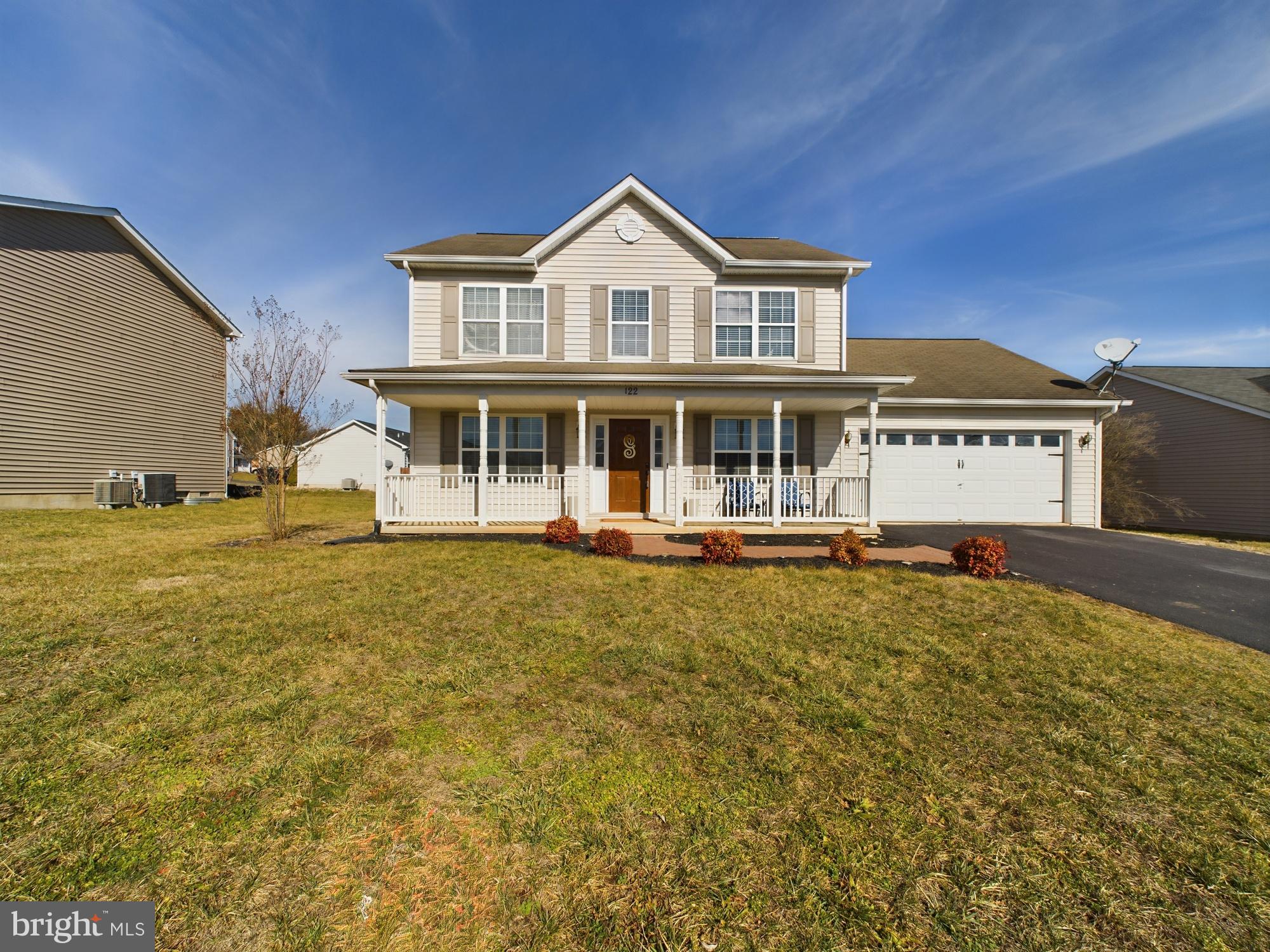 RIDGEFIELD - Residential