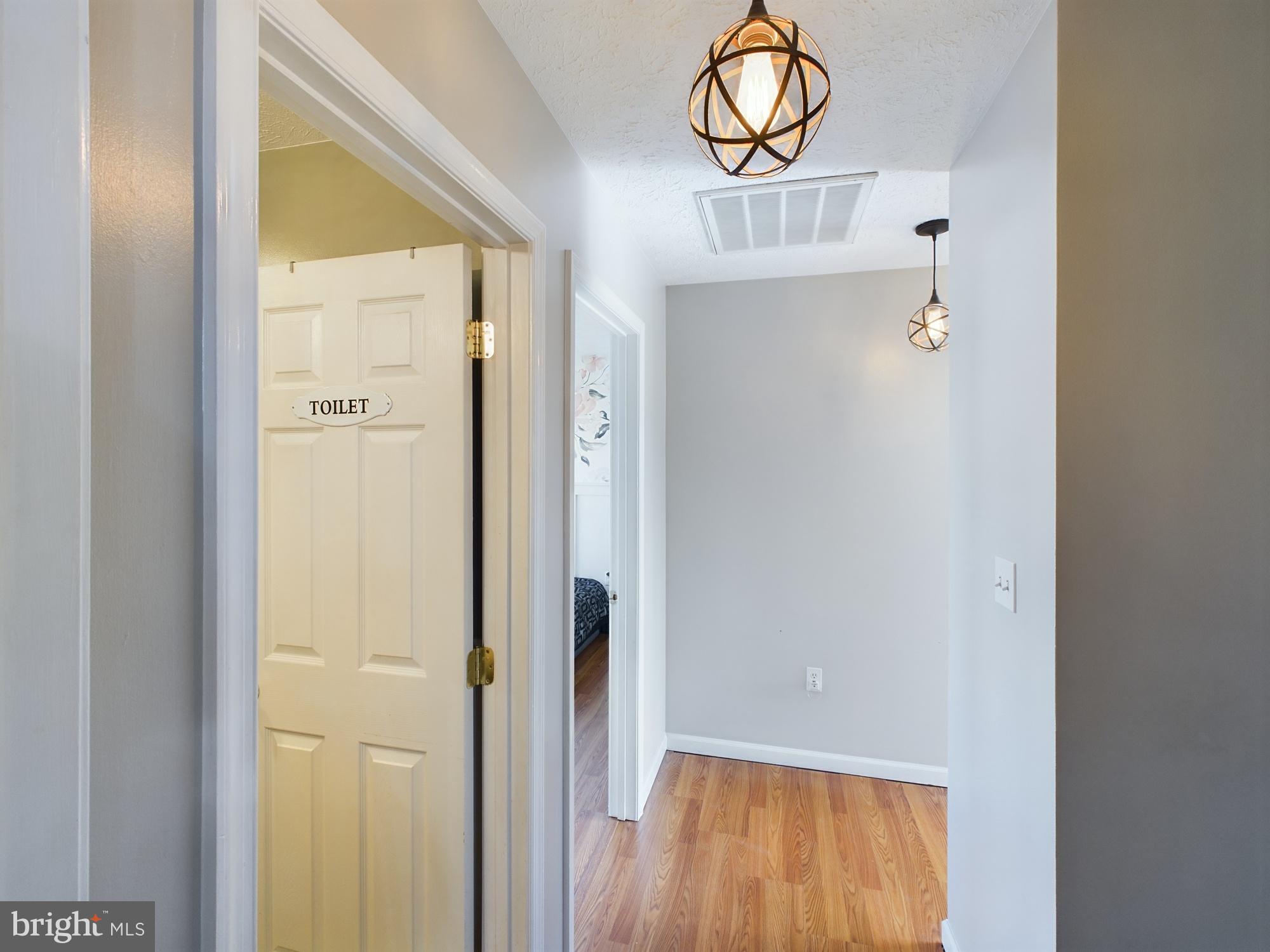 RIDGEFIELD - Residential