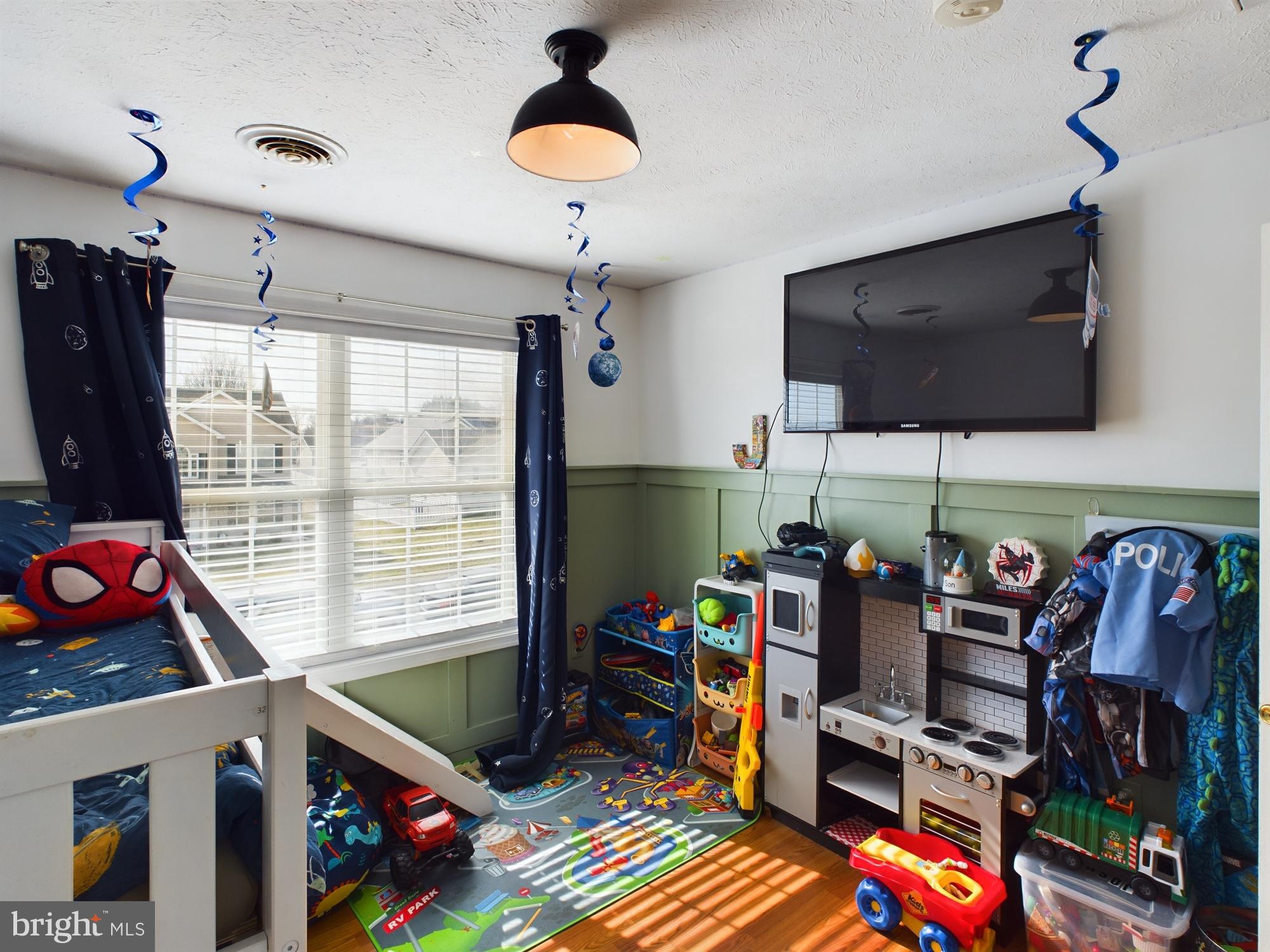 RIDGEFIELD - Residential