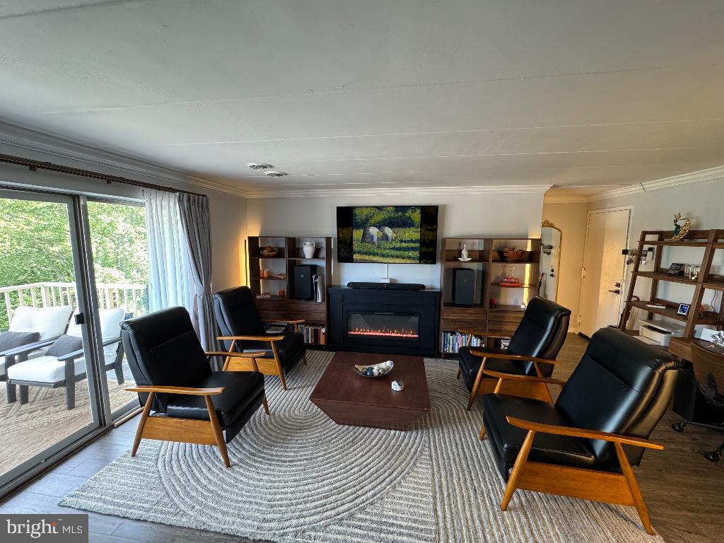 2622 WAGON DRIVE 319