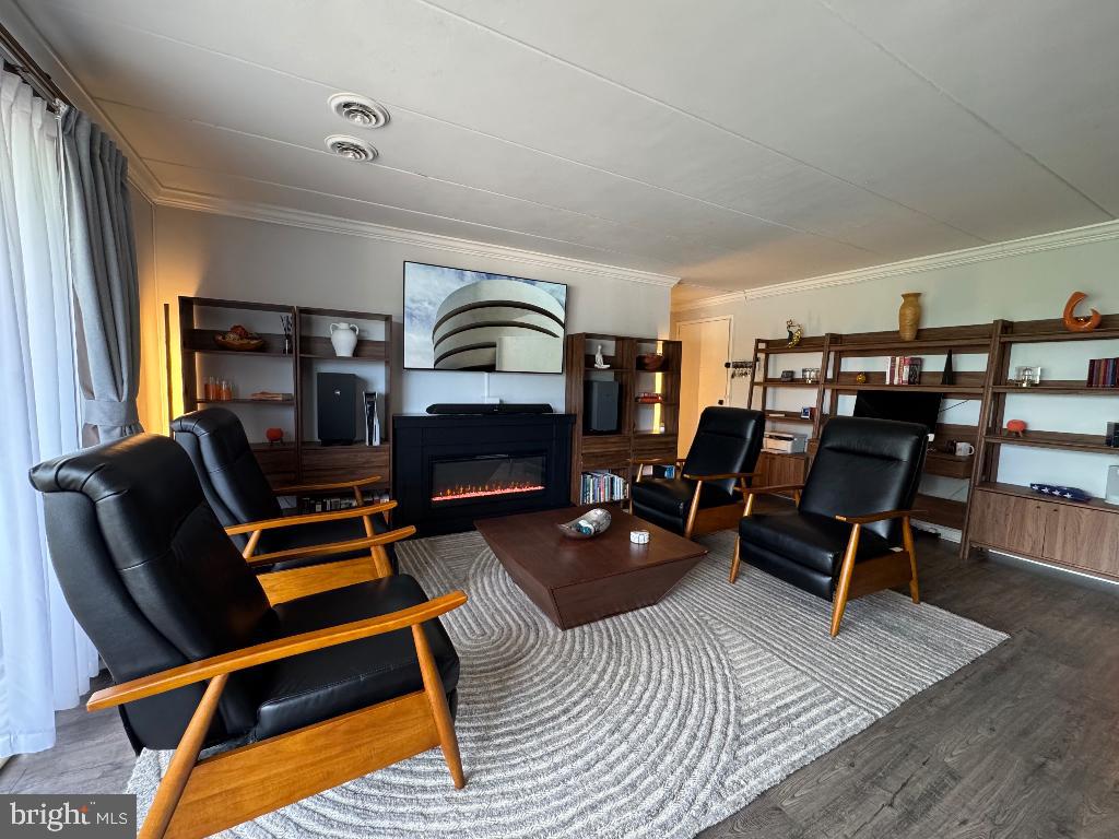 2622 WAGON DRIVE 319