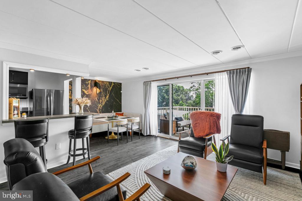 2622 WAGON DRIVE 319