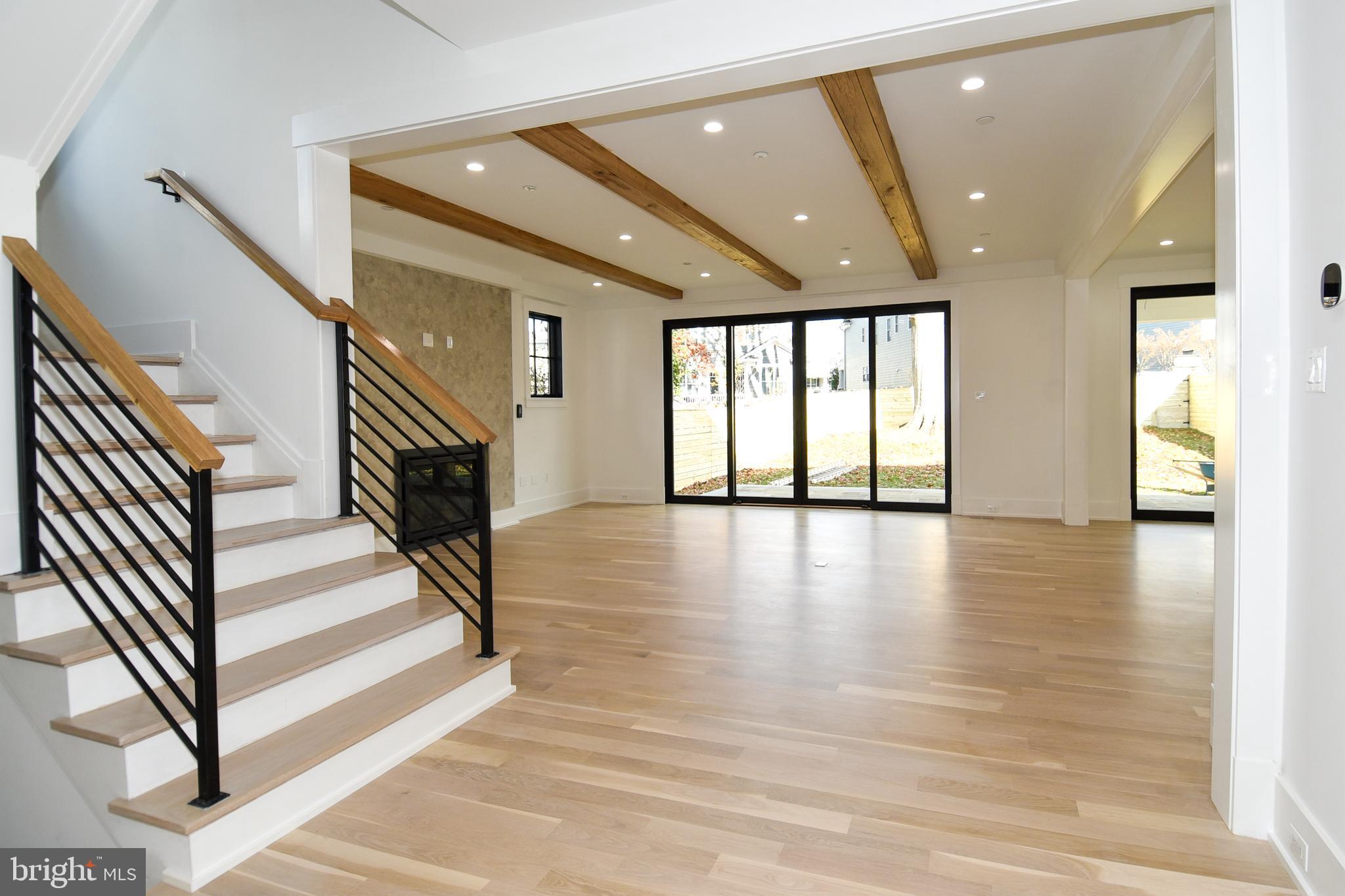 AYRLAWN - Residential